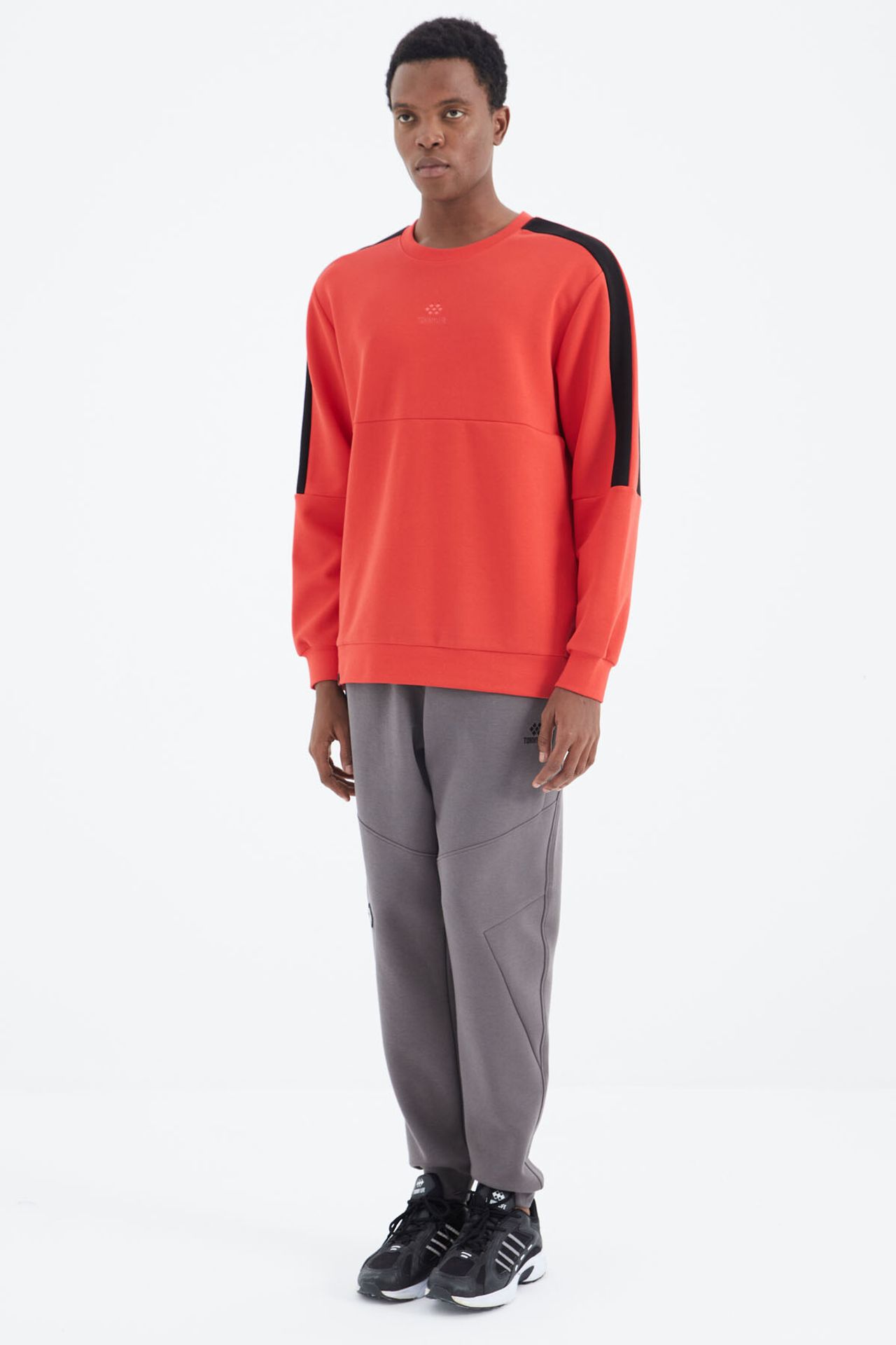 TOMMY Men's Relaxed Fit Fleece Sweatpants 3