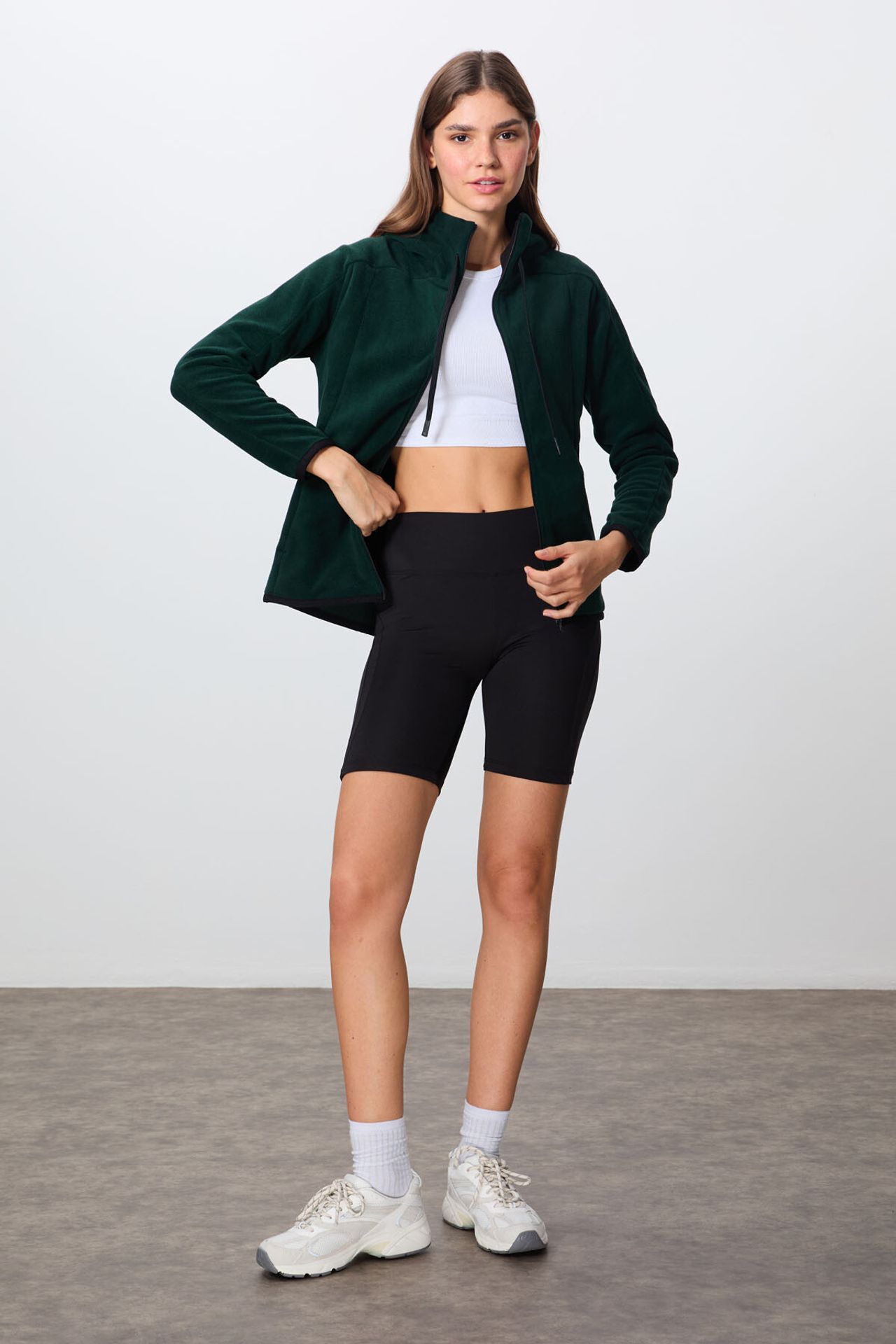TOMMY Women's Plush Zip-up Hooded Sweatshirt 3