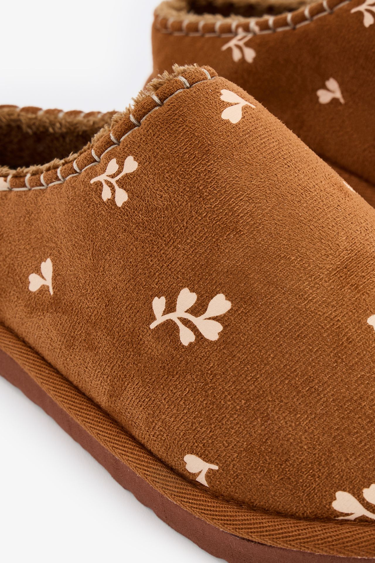 PENTI Daisy Floral Slippers 3