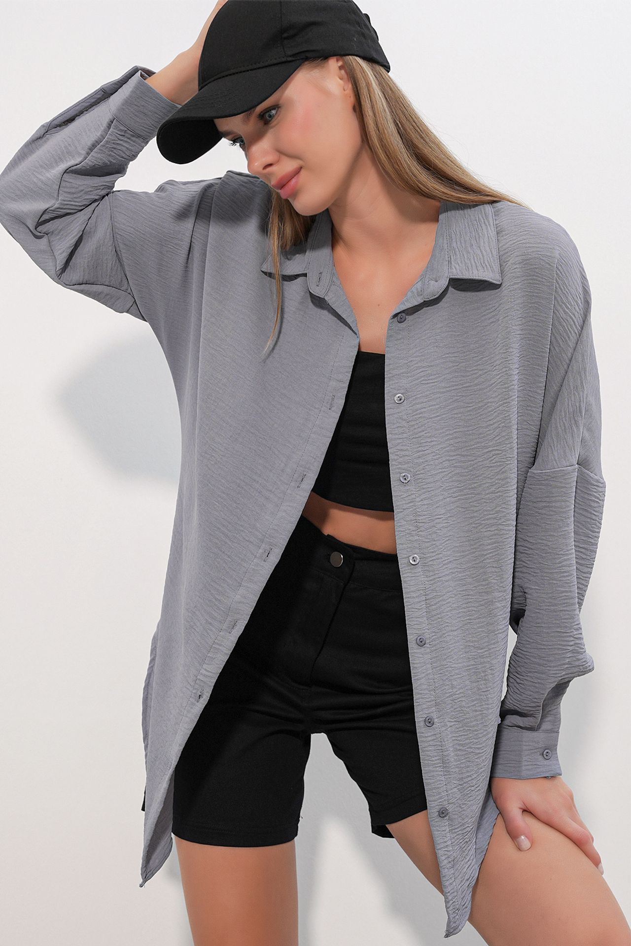 BDART Kadın Oversize Uzun Gömlek 4