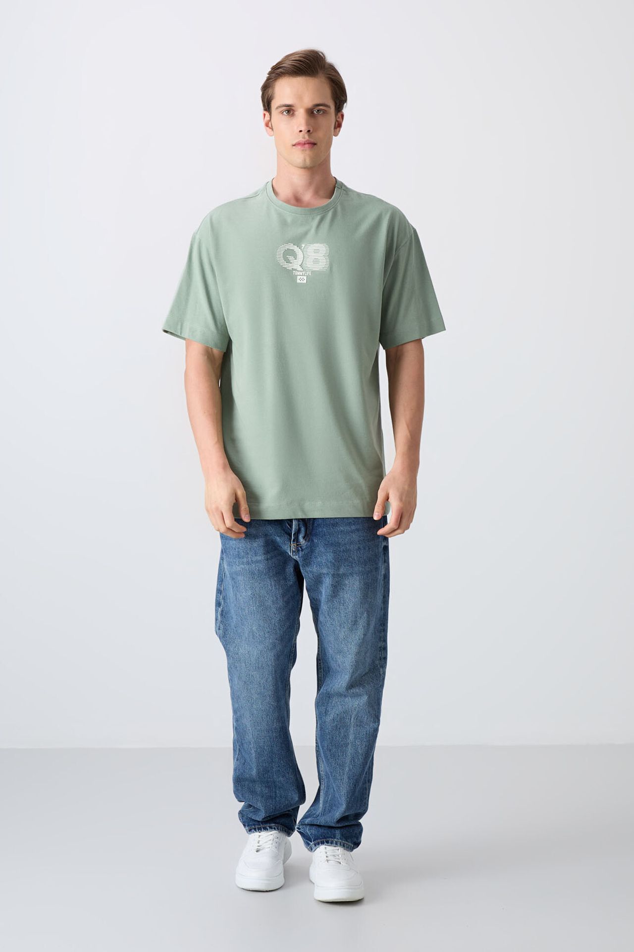 TOMMY Oversized Printed Logo Crew Neck T-Shirt 2