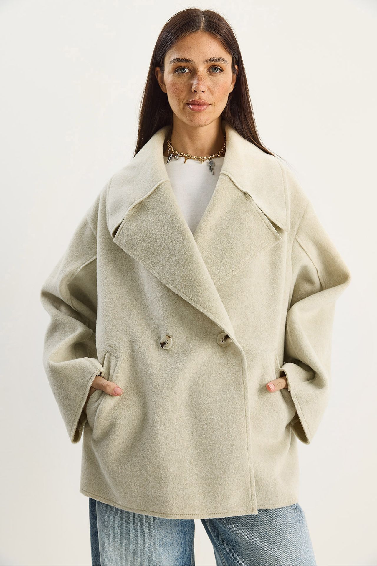 Oversized Buttoned Felt Jacket with Wide Collar 5