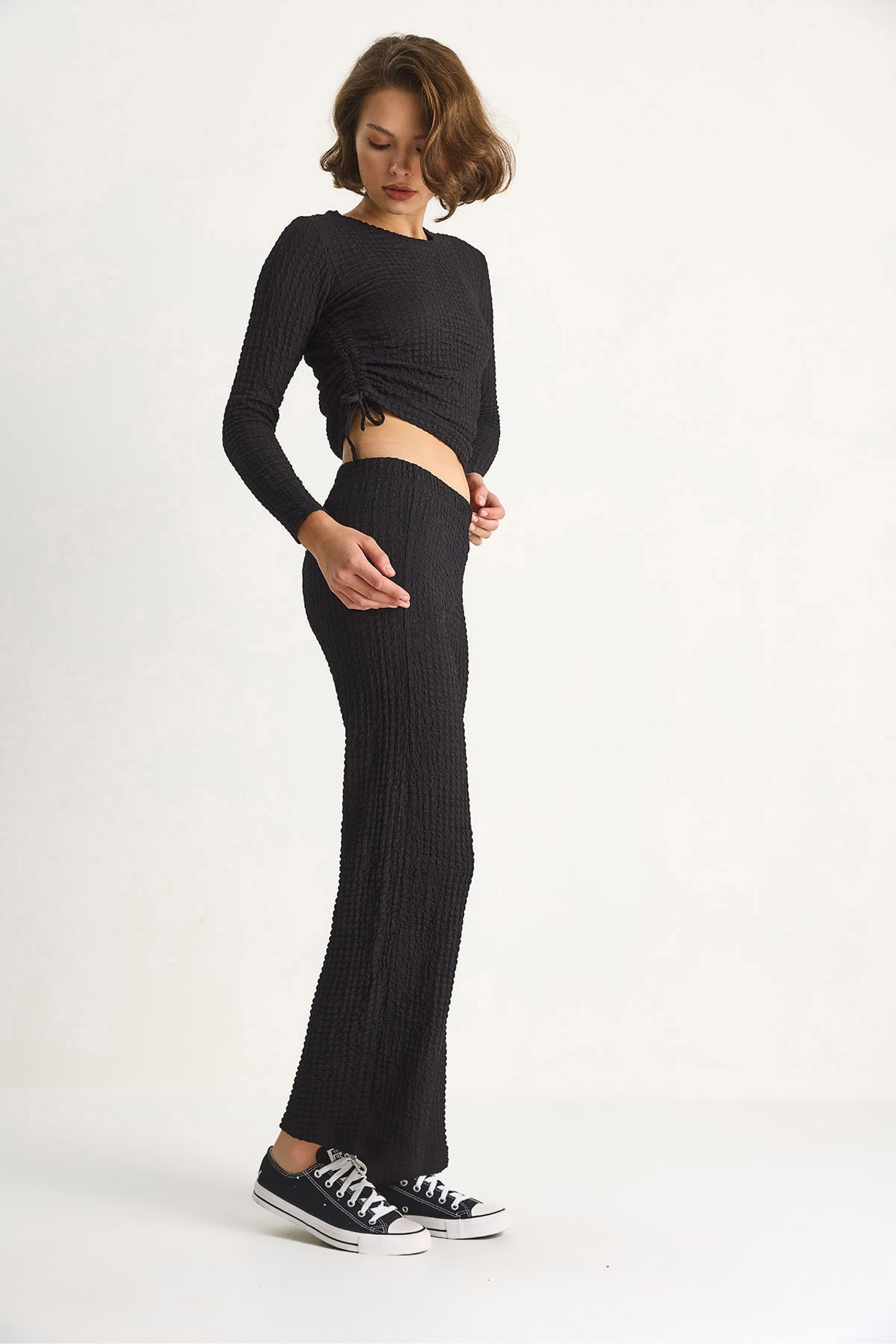 LUCCI Fitted Two-Piece Coord Set with Flared Pants 3