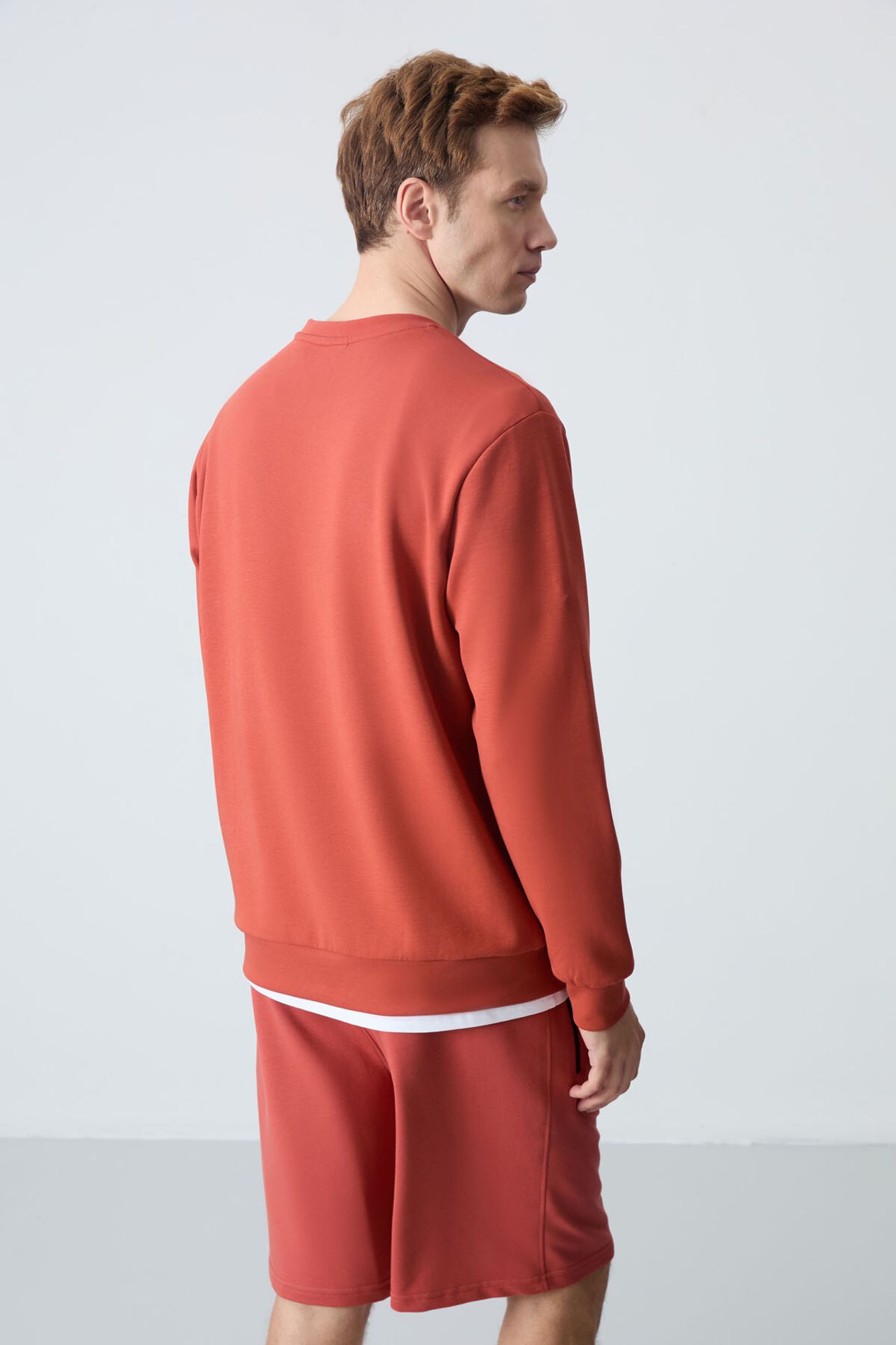 TOMMY Men's Plain Crew Neck Sweatshirt 6