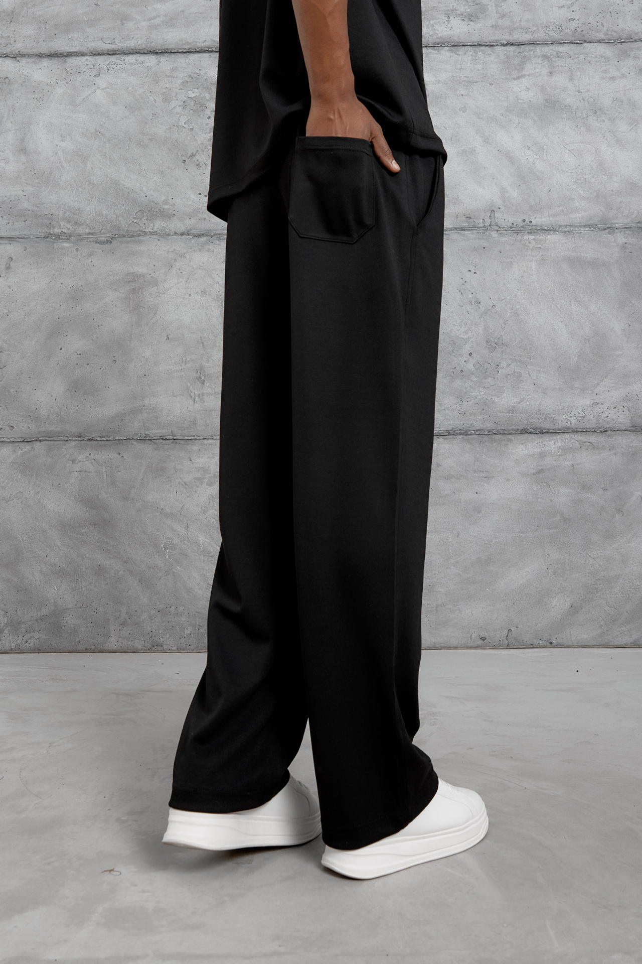 NOMARC Geniş Paça Bağcıklı Jogger Pantolon 4