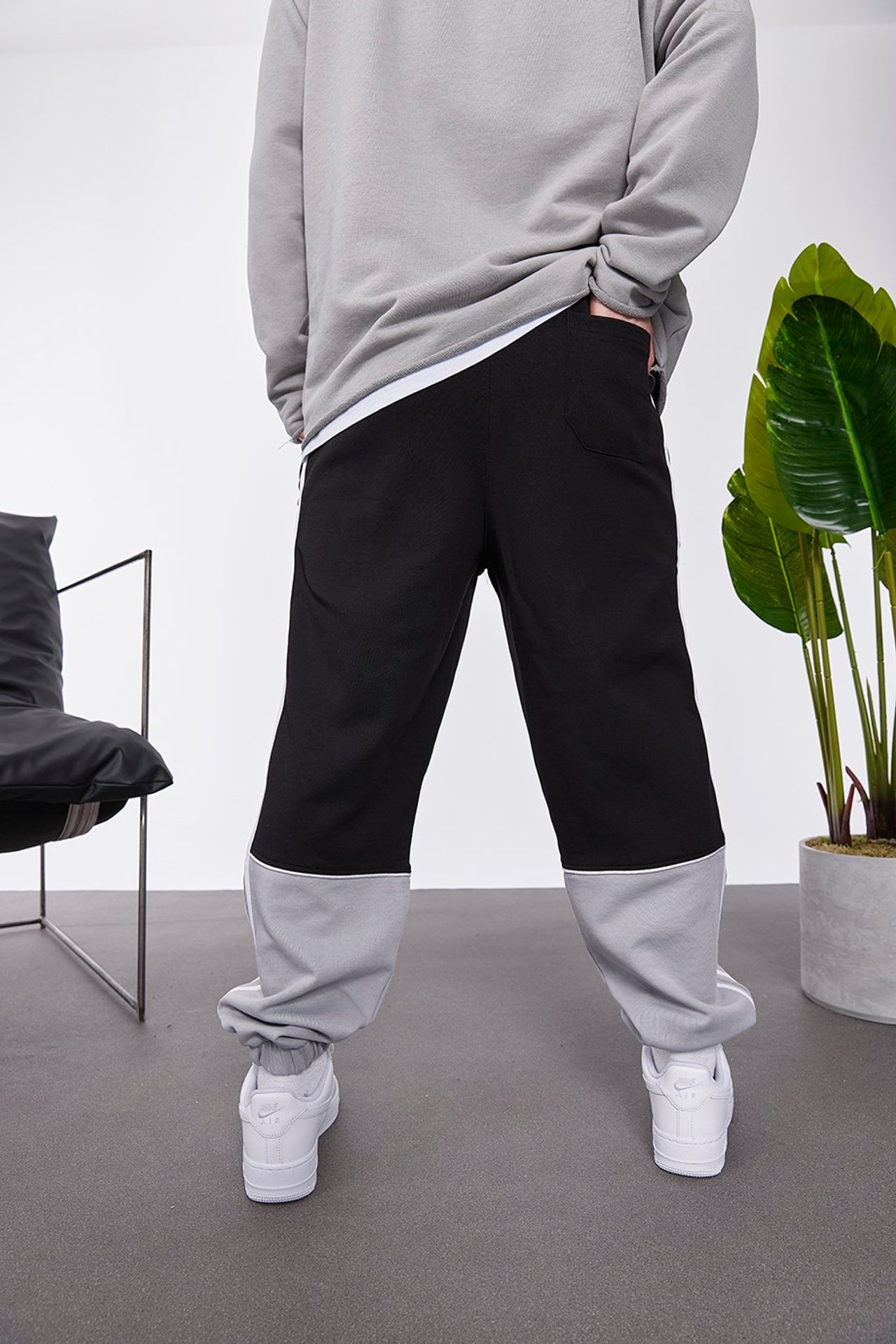 NOMARC Renk Bloklu Daralan Jogger 4