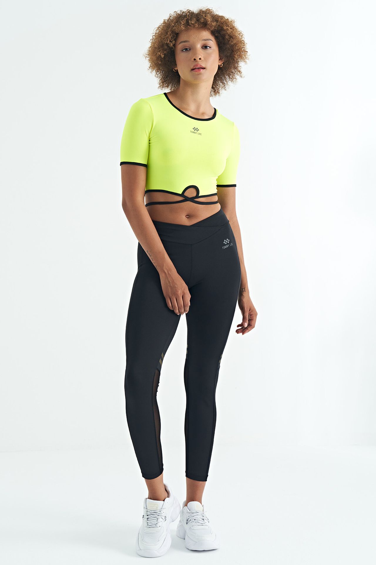 TOMMY Elastic Crop T-Shirt with Crew Neck 6