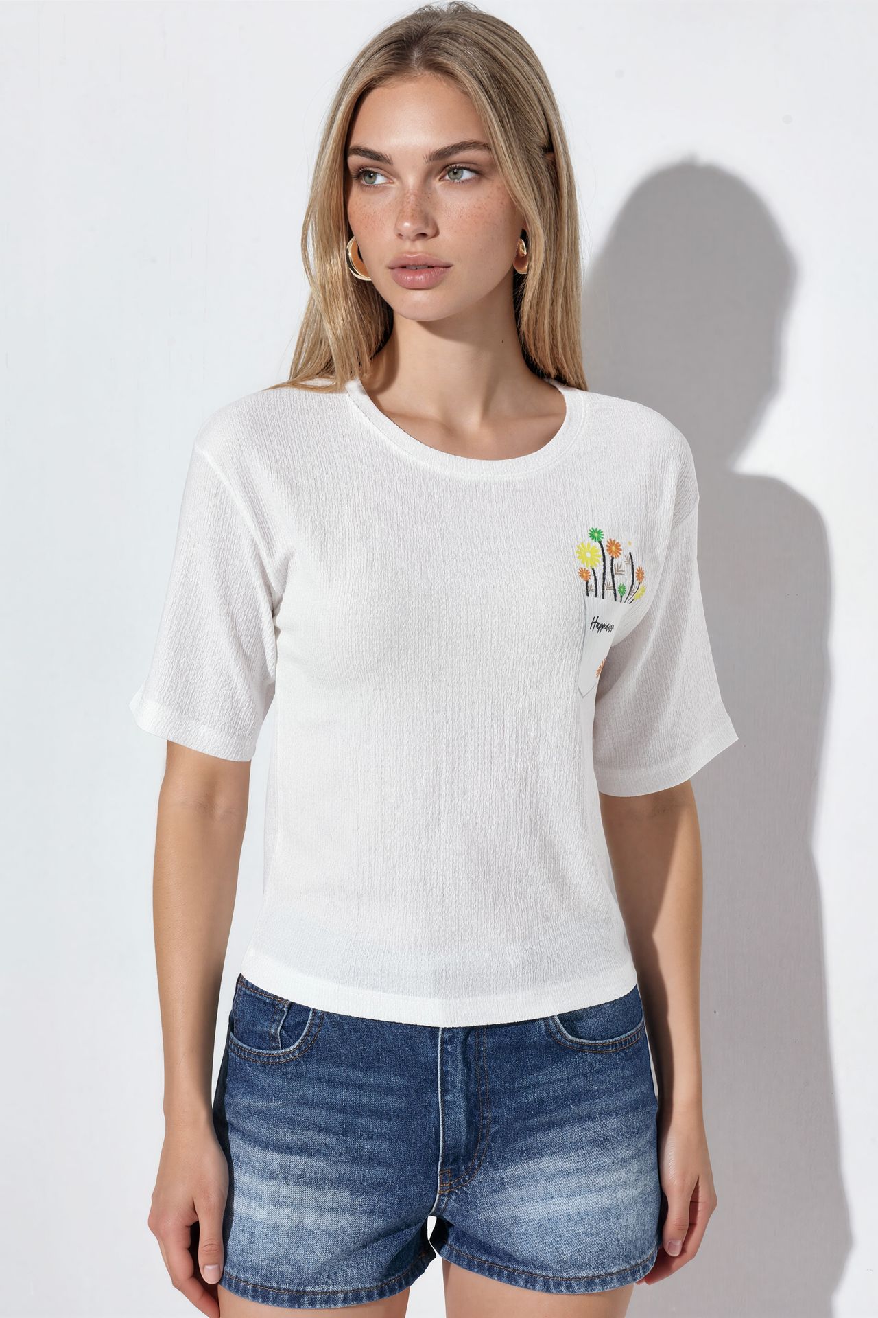 BDART Embroidered Crew Neck Printed T-Shirt 1