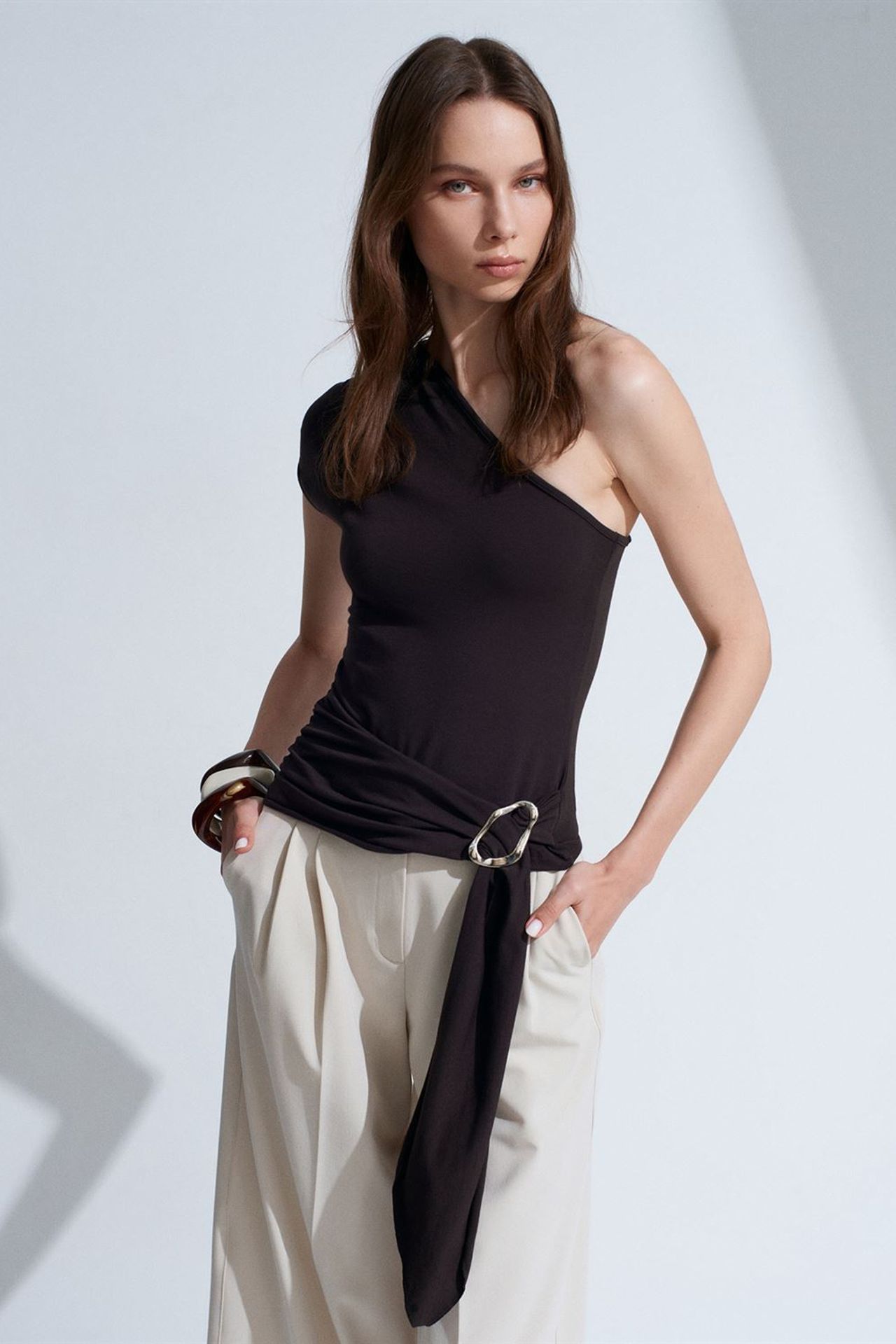 DILVIN Asymmetrical Tie Detail Blouse 3