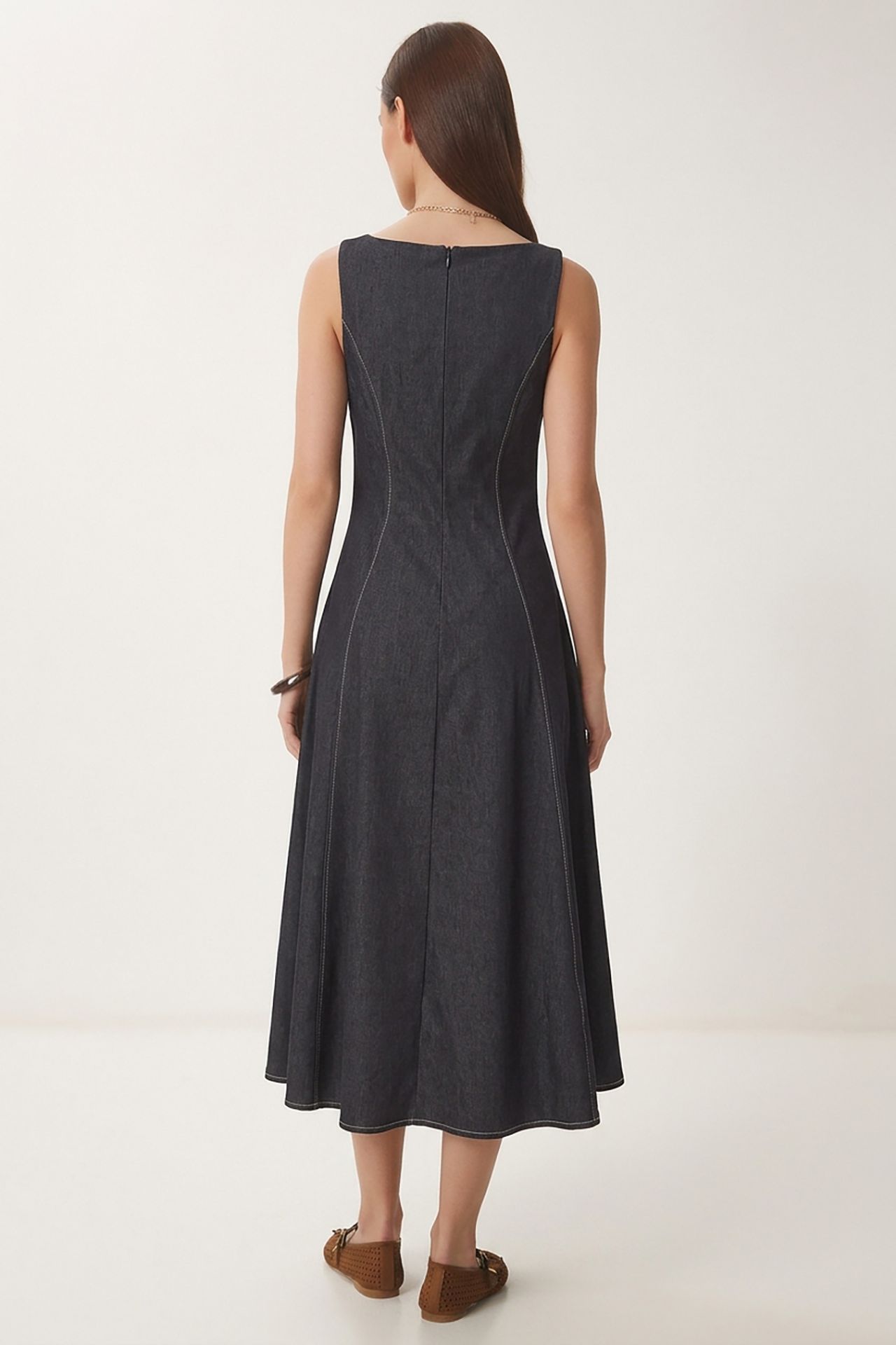 ISTANBUL A-Line Midi Denim Dress with Crew Neck 4