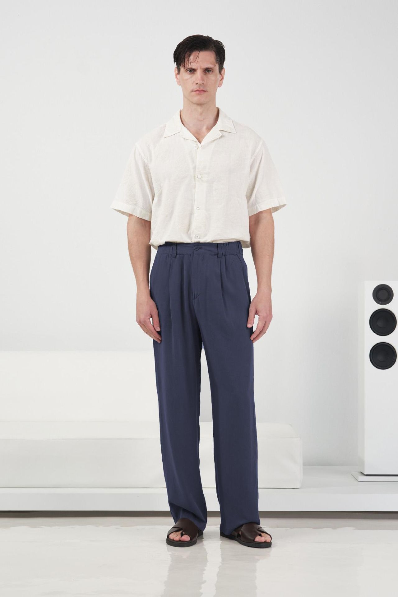 GIESTO Elastic Waist Straight Leg Pleated Pants 1