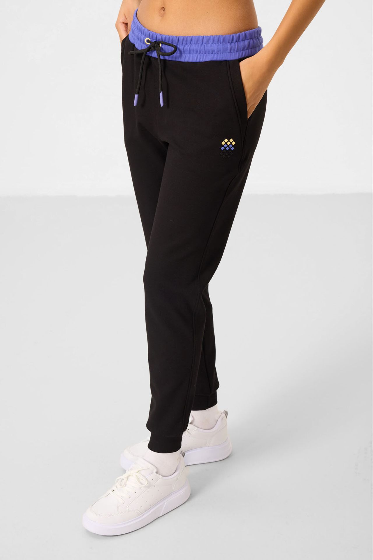TOMMY Color-Blocked Hooded Sweatshirt And Pants Set 6