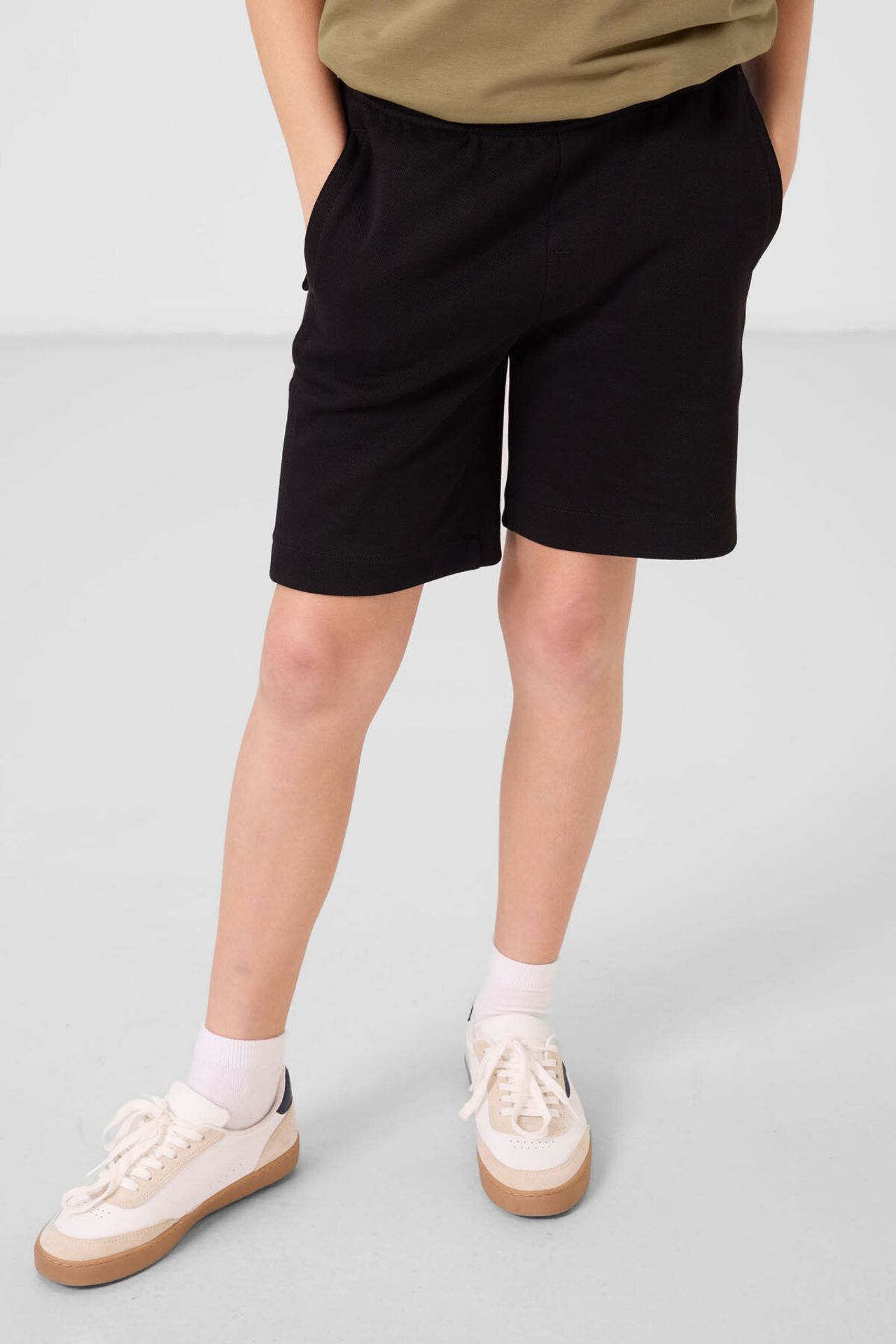 TOMMY Youth Regular Mid Waist Shorts 2