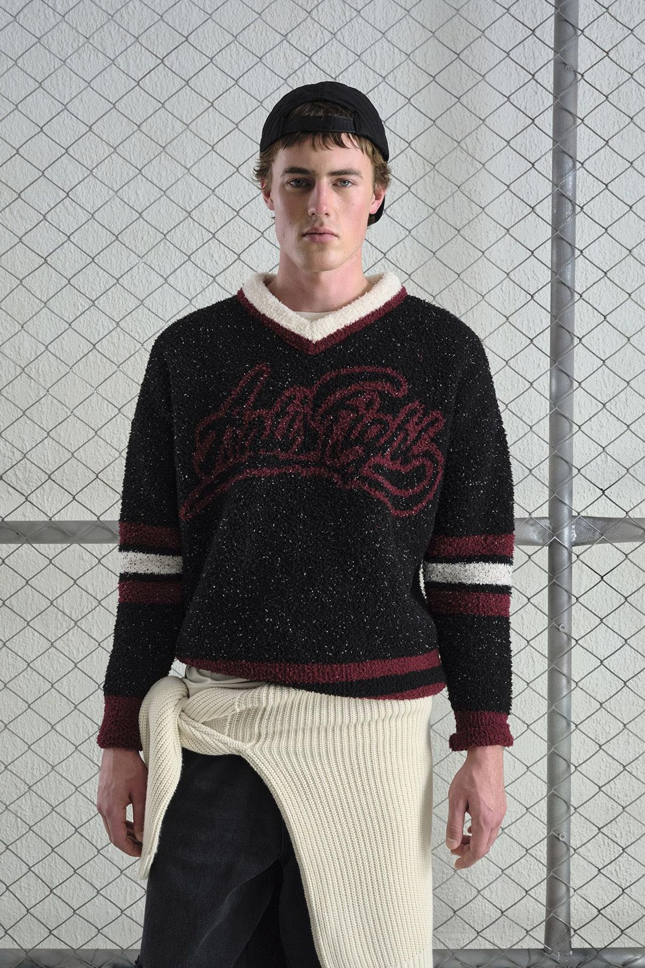 GIESTO Oversized V-Neck Plush Sweater 5