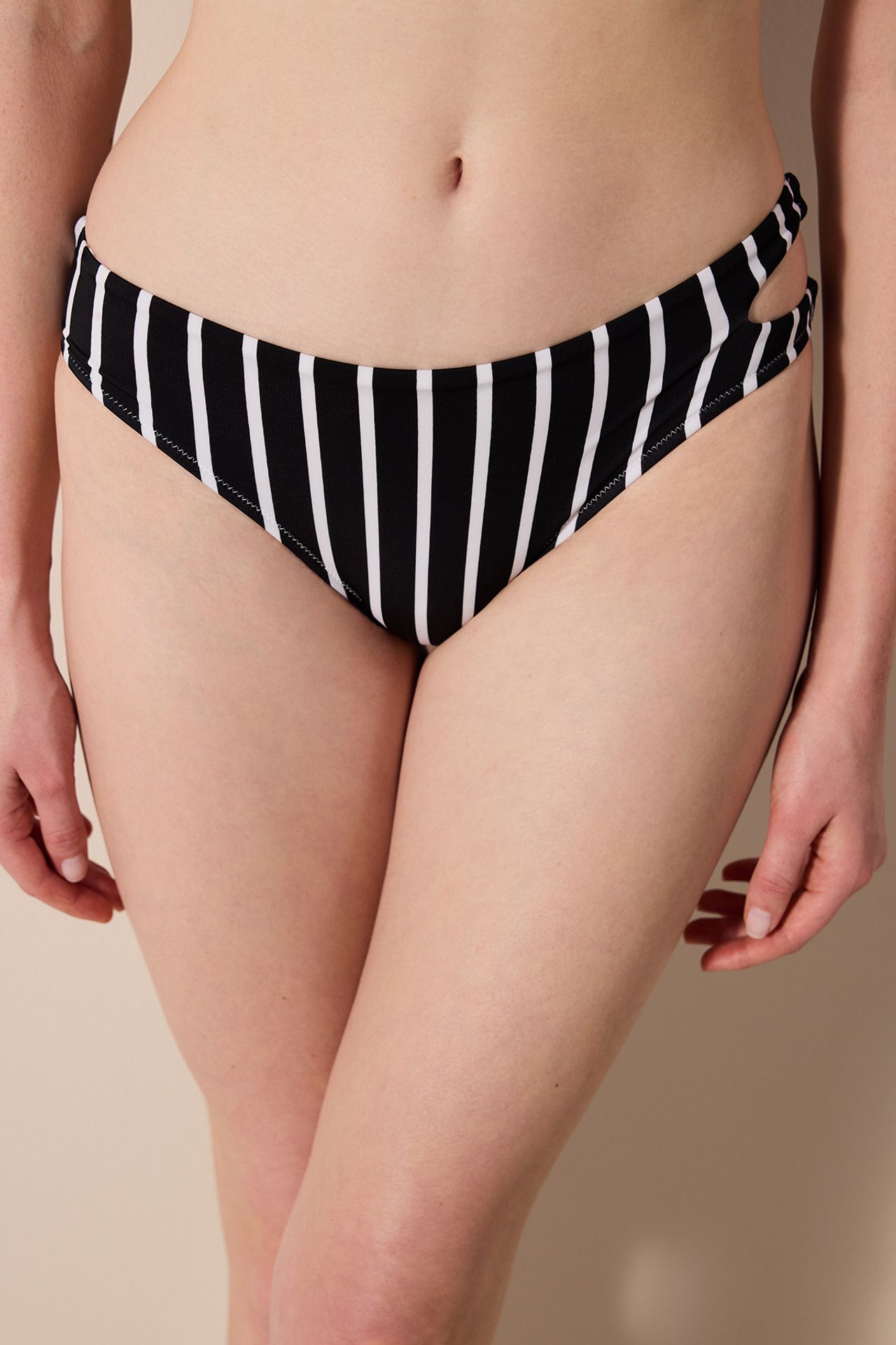 PENTI Albany Cut Bikini Bottom 1