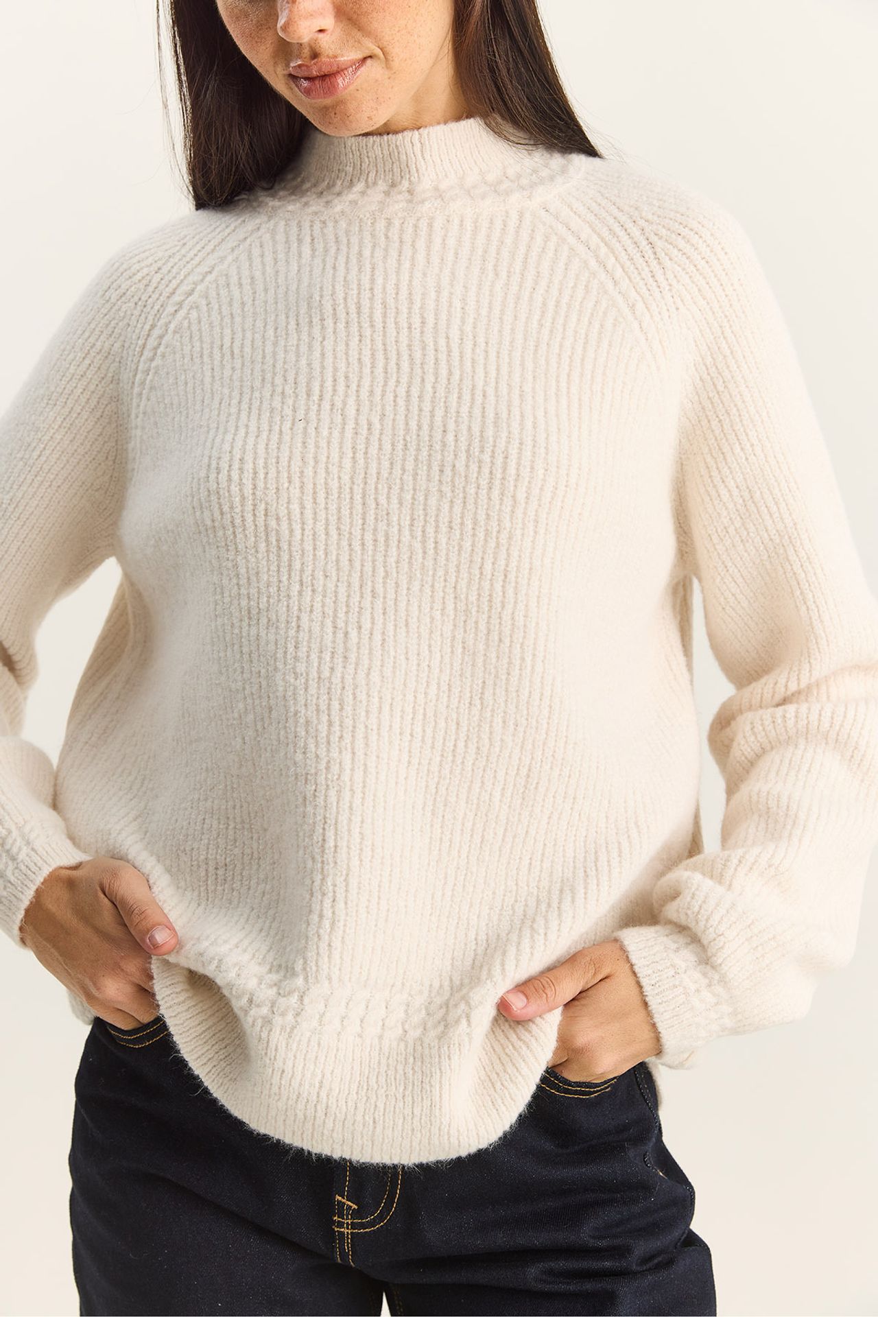 LUCCI Oversized Crew Neck Knit Sweater 6