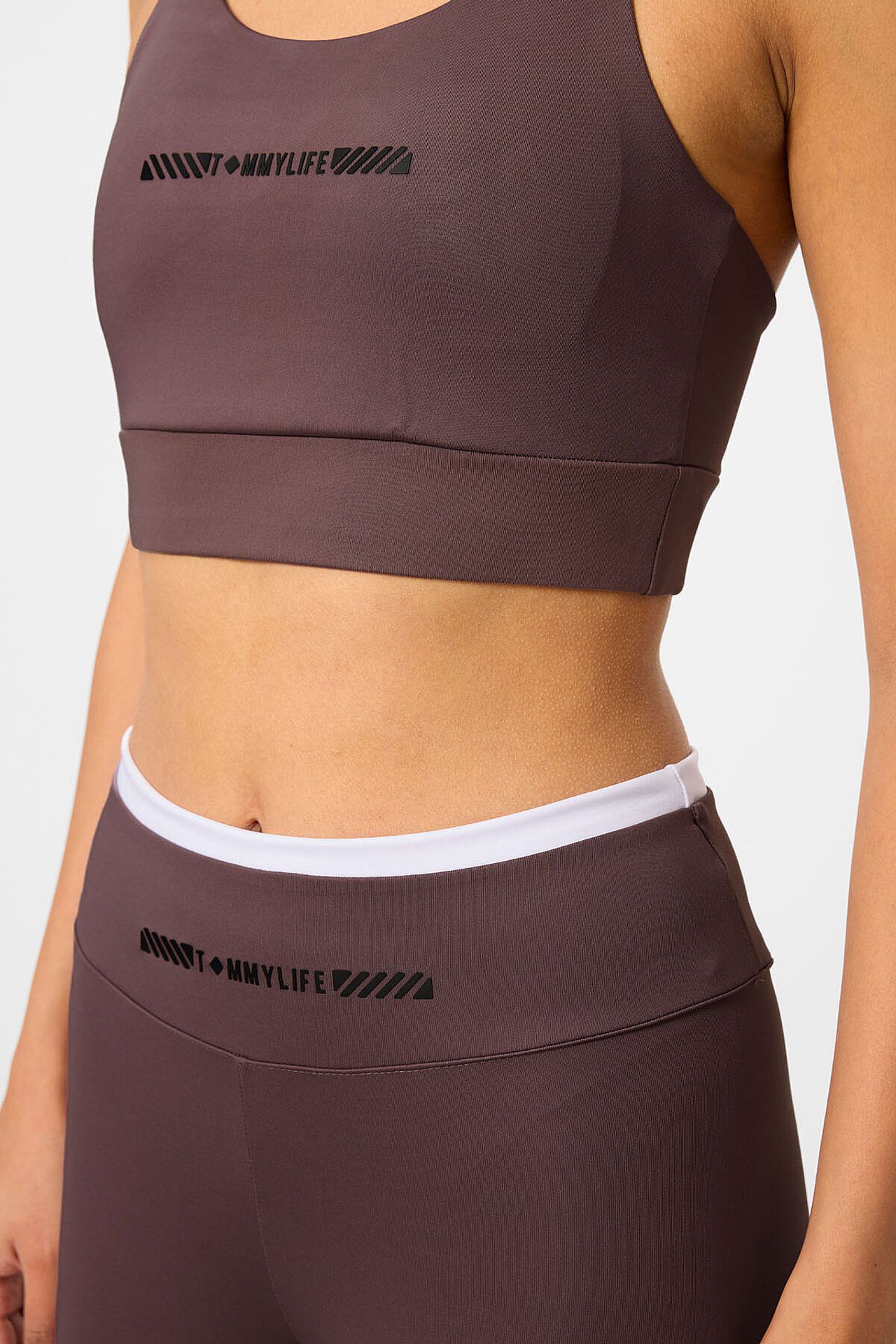 TOMMY Strapless Slim-Fit Active Set 4