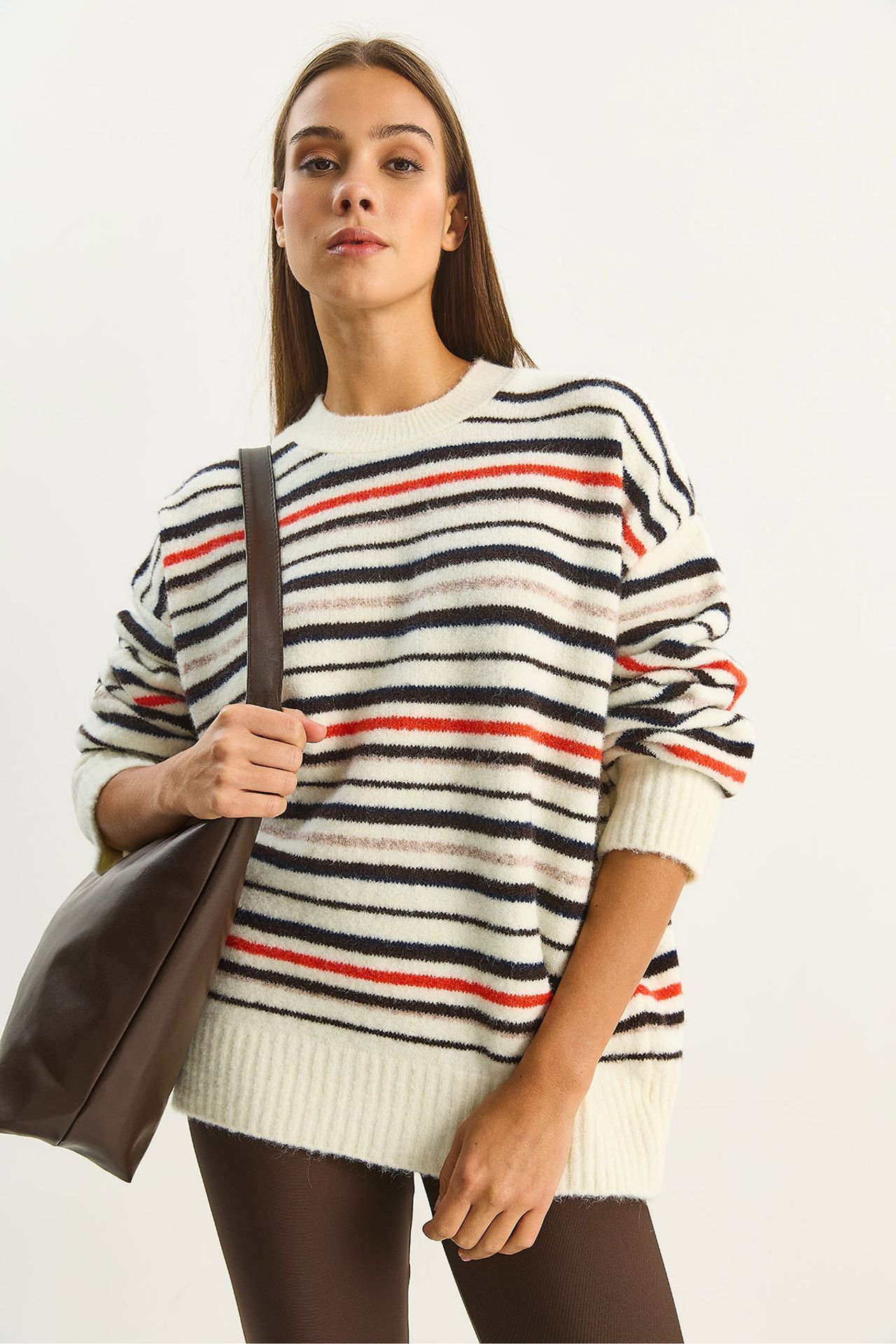 LUCCI Oversized Striped Knit Sweater 4