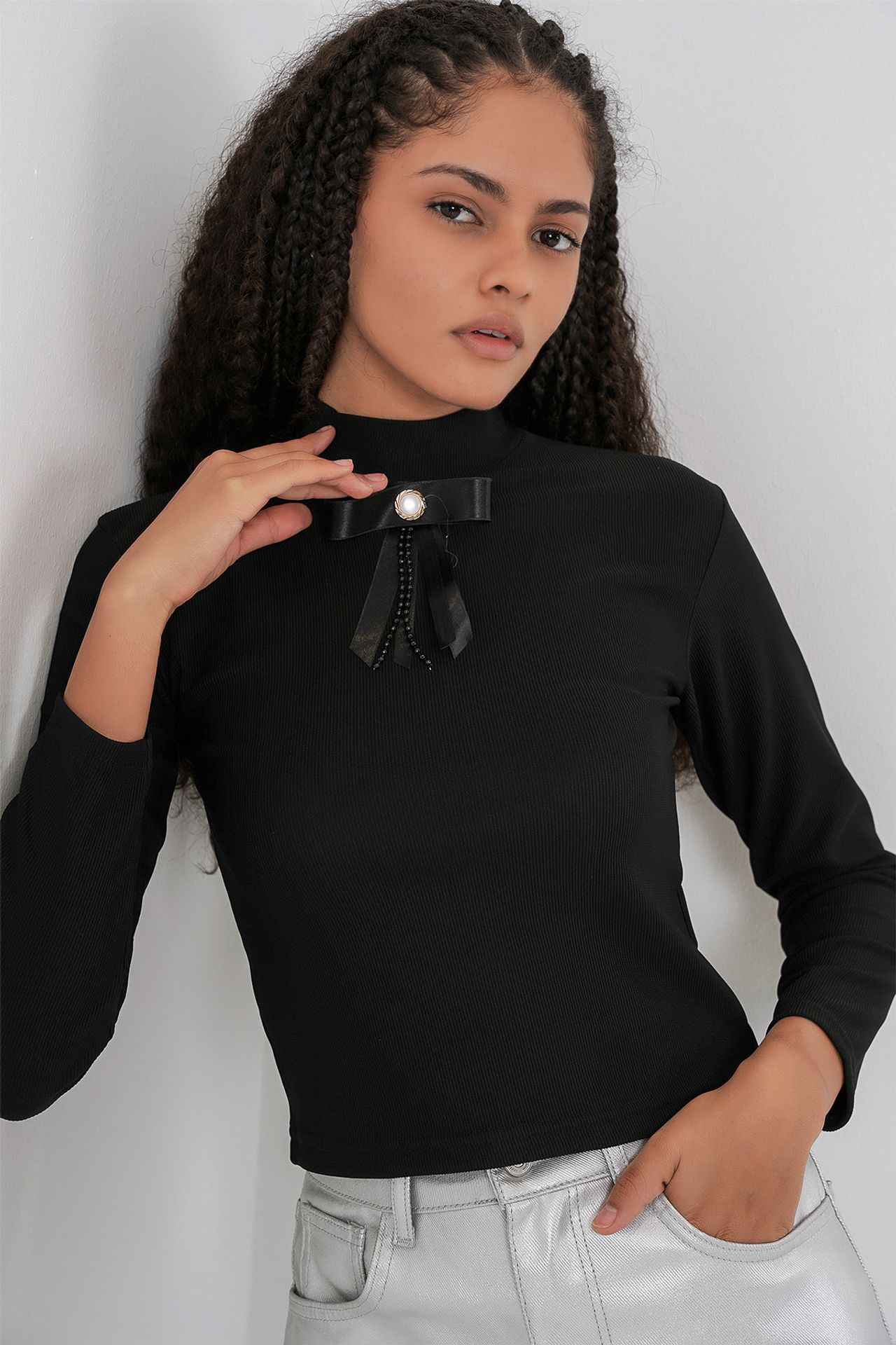 BDART Fitted Long Sleeve Half Turtleneck Blouse with Ribbon Detail 3
