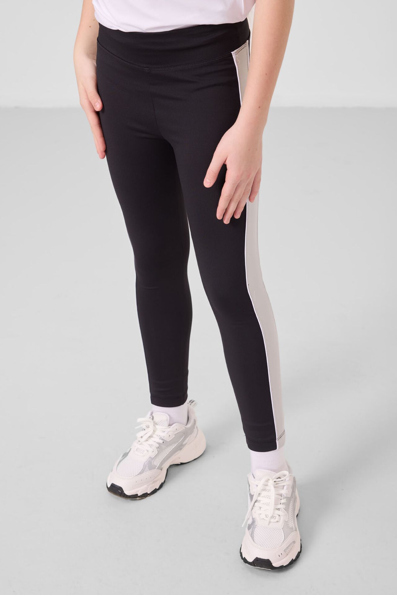 TOMMY Youth Active Set 2
