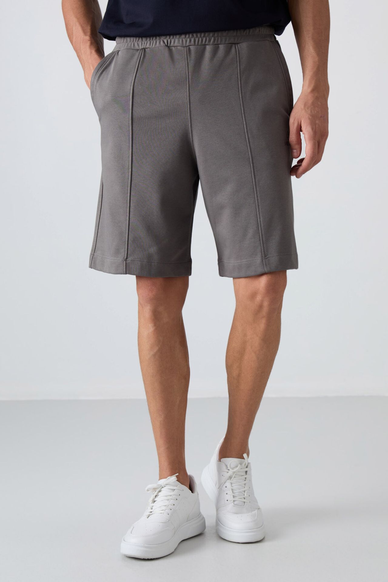TOMMY Men's Knit Sweat Shorts 2