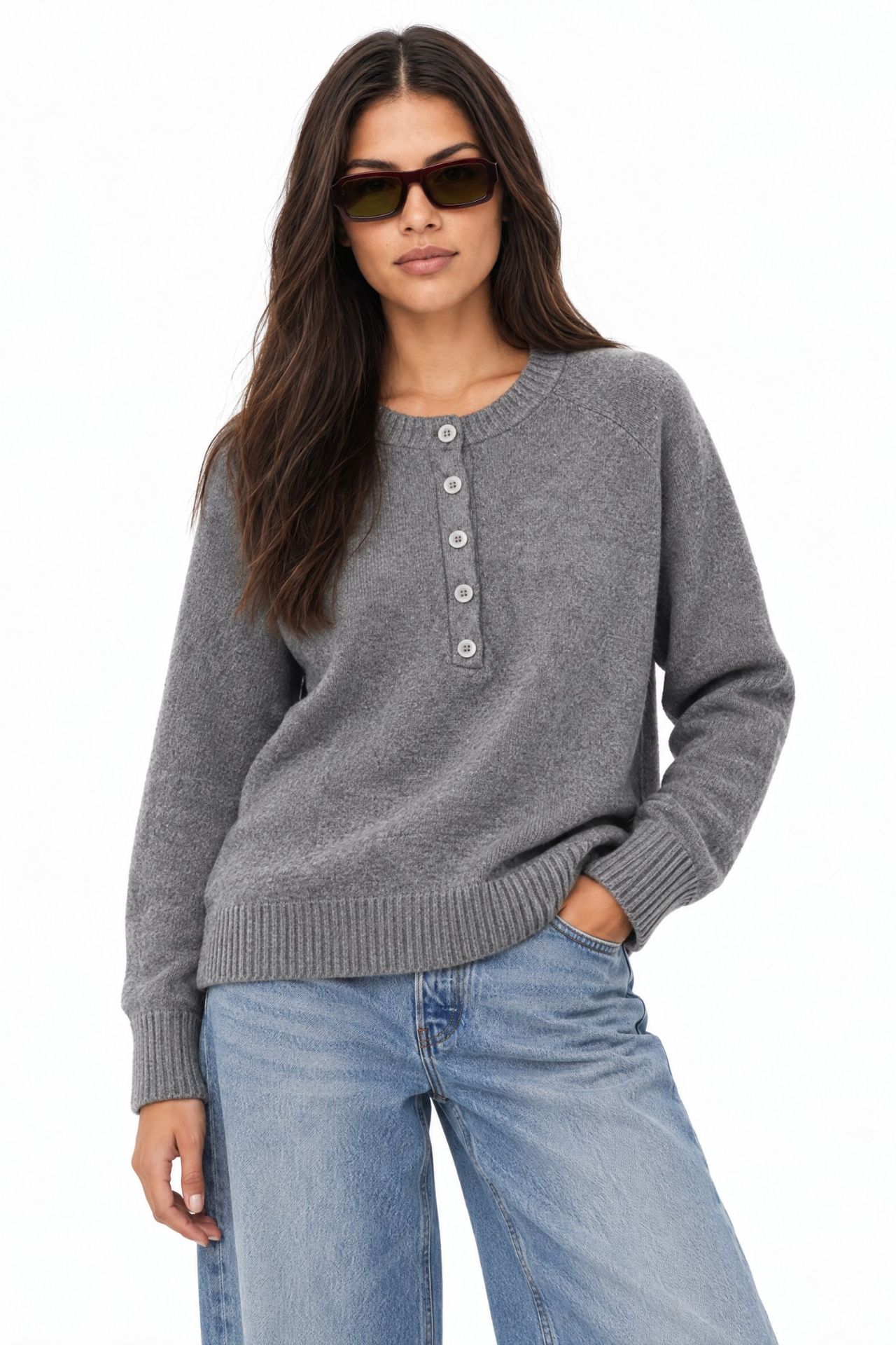 MIXRAY Women's Crew Neck Button Sweater 1