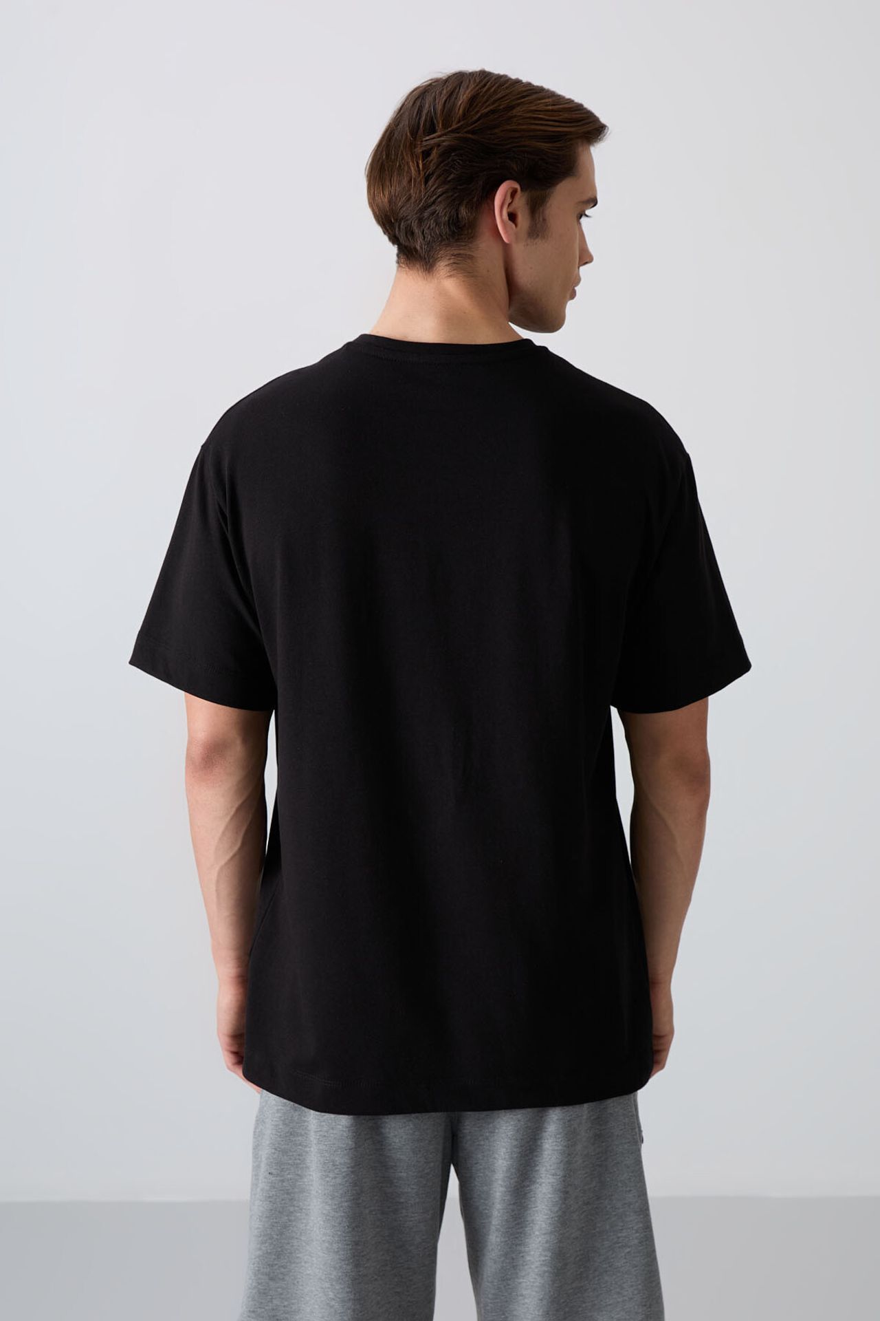 TOMMY Oversized Printed Logo Crew Neck T-Shirt 5