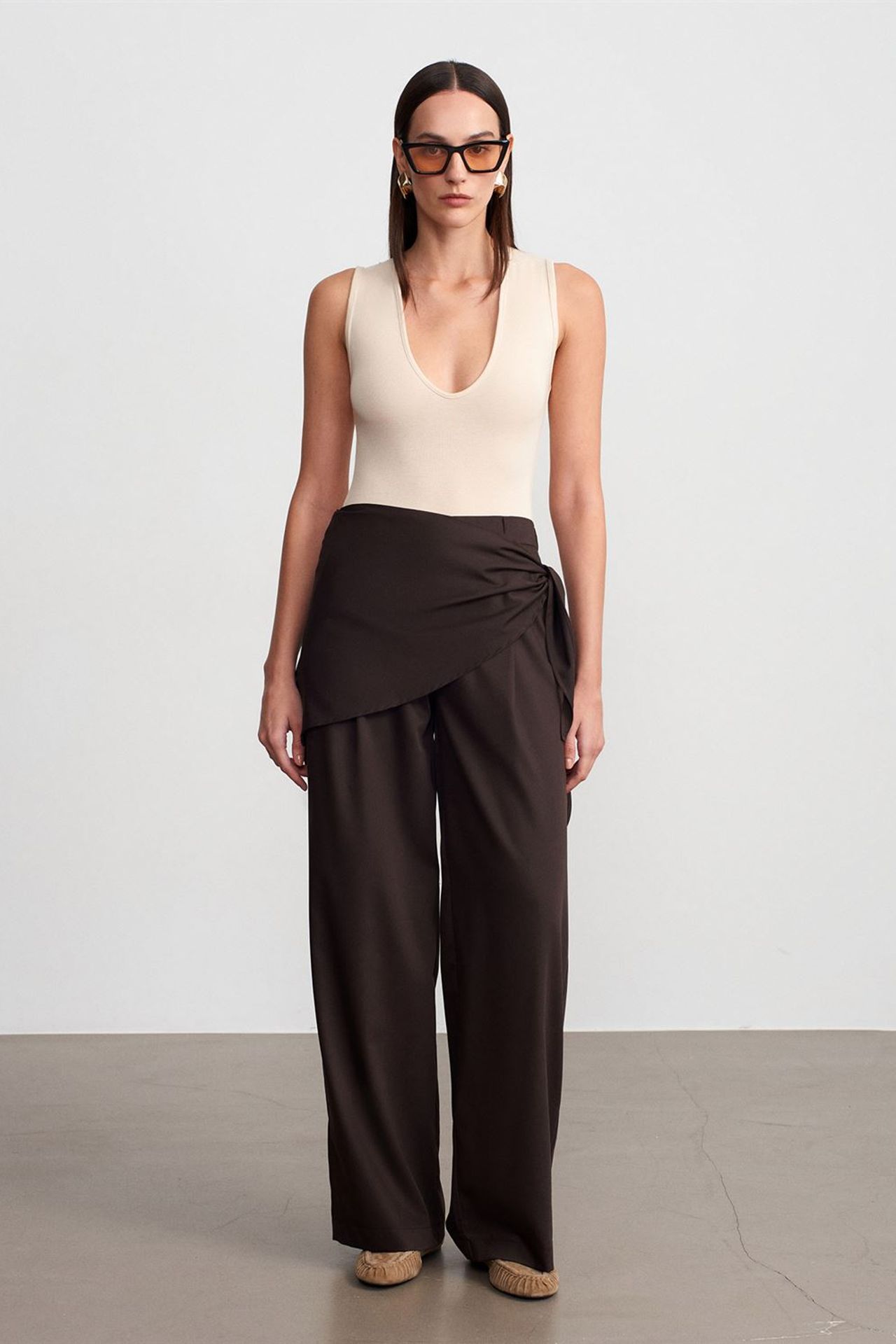 DILVIN High-Waist Wide-Leg Crepe Trousers 3