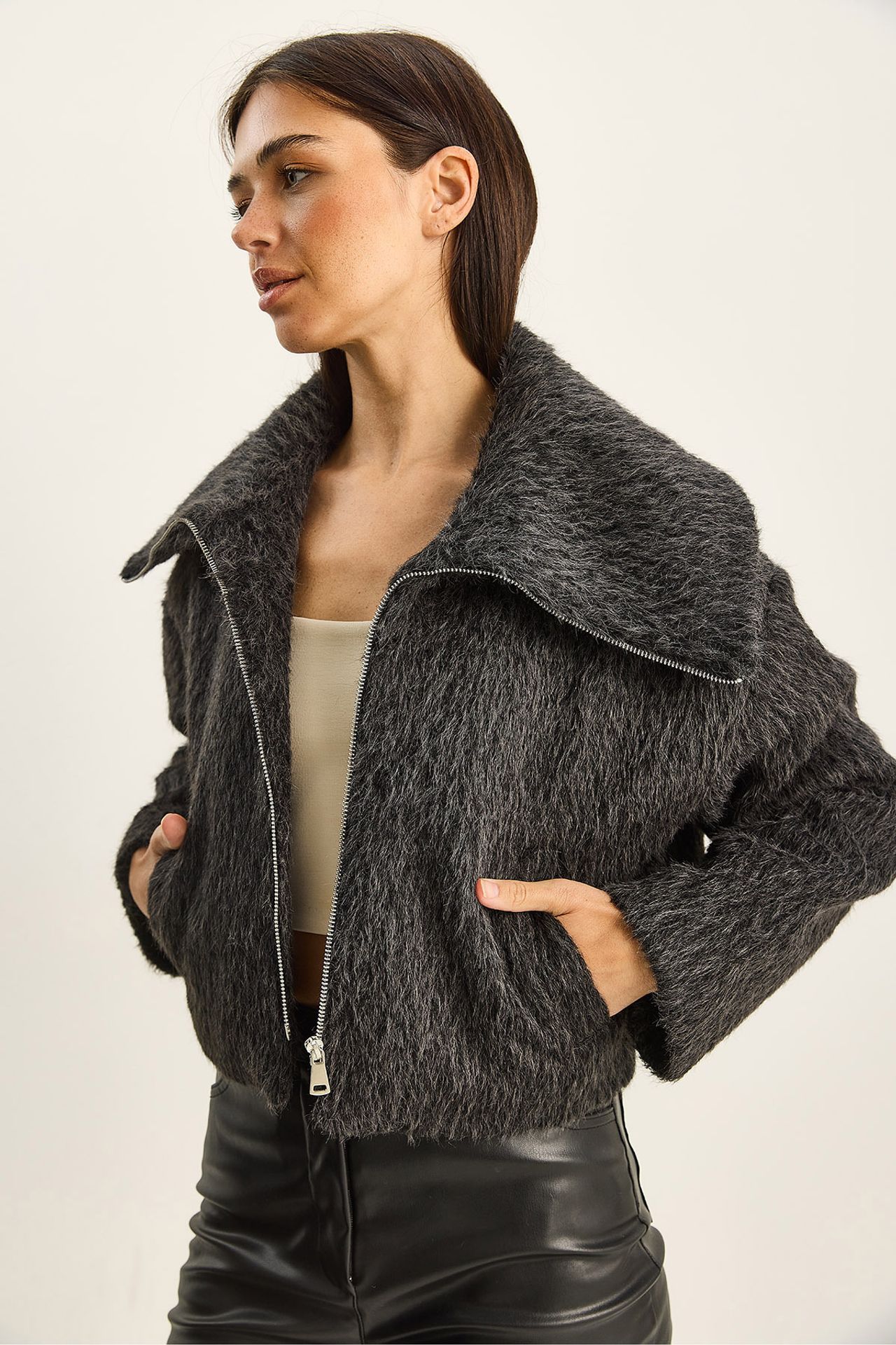 LUCCI Textured Plush Bomber with Zipper Closure 2
