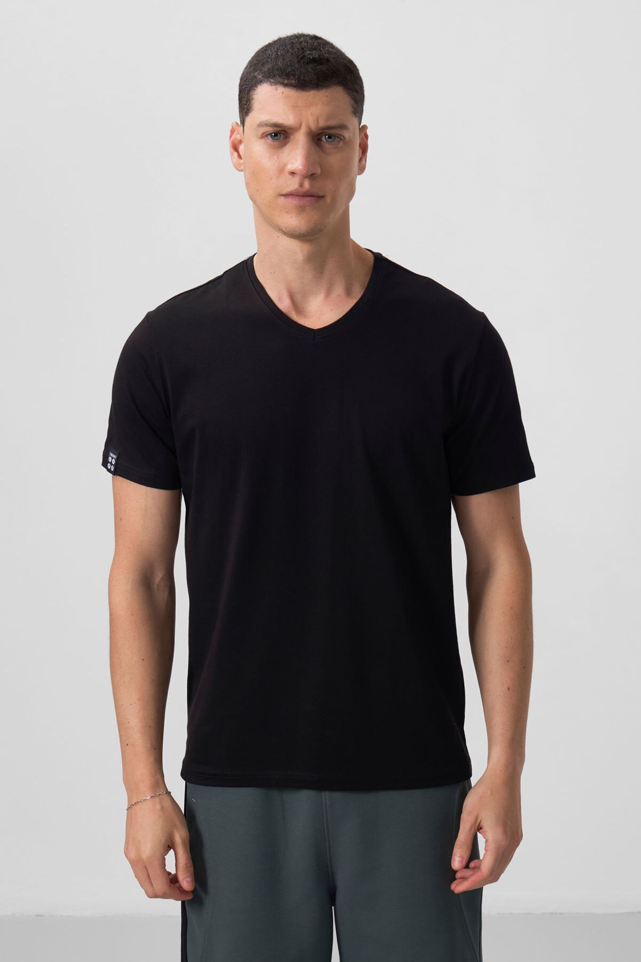 TOMMY Men's Cotton Elastane V-Neck T-Shirt 2