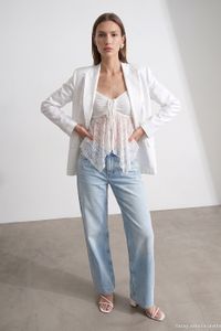 white-image-4
