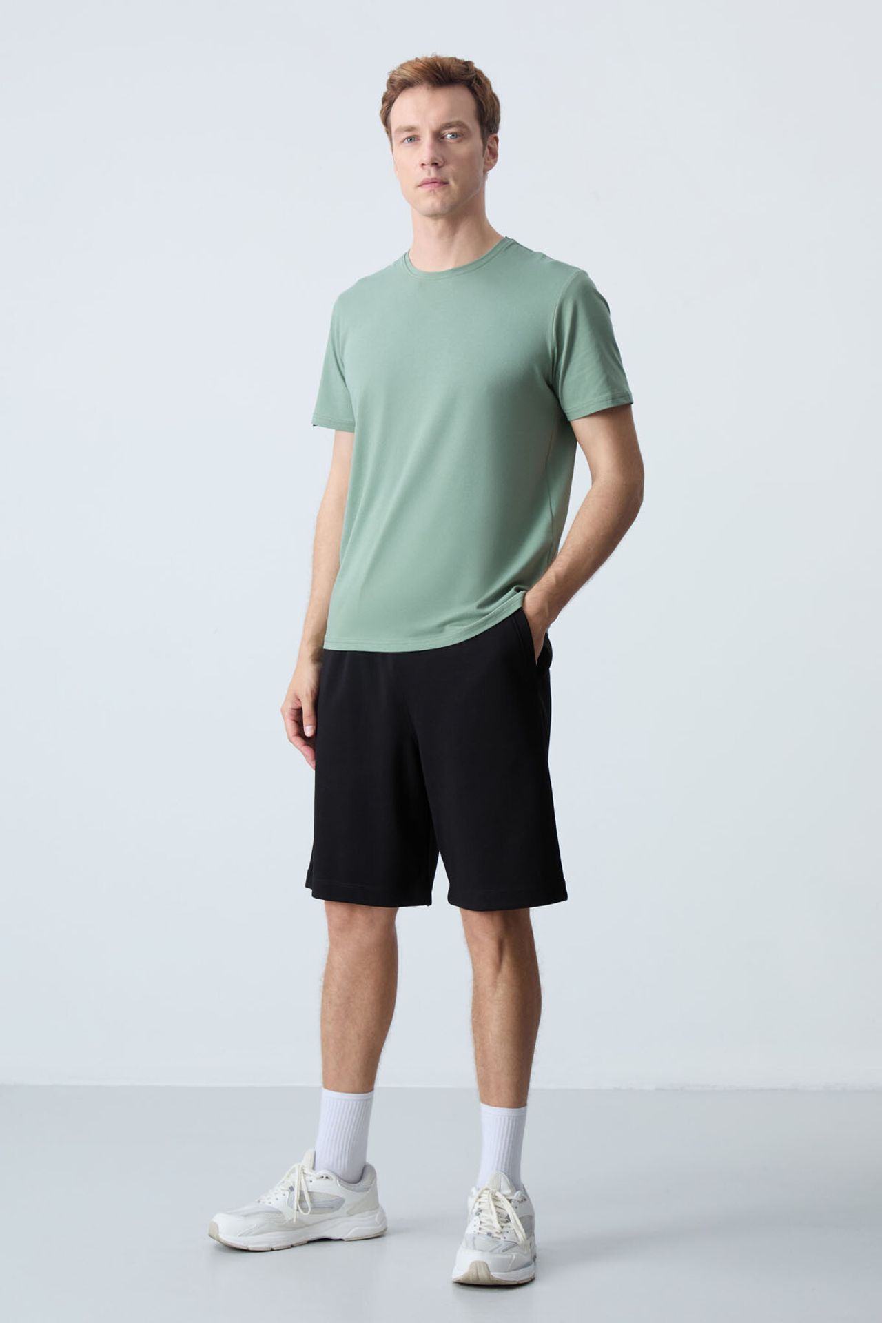 TOMMY Men's Cotton-Blend Sweat Shorts 2