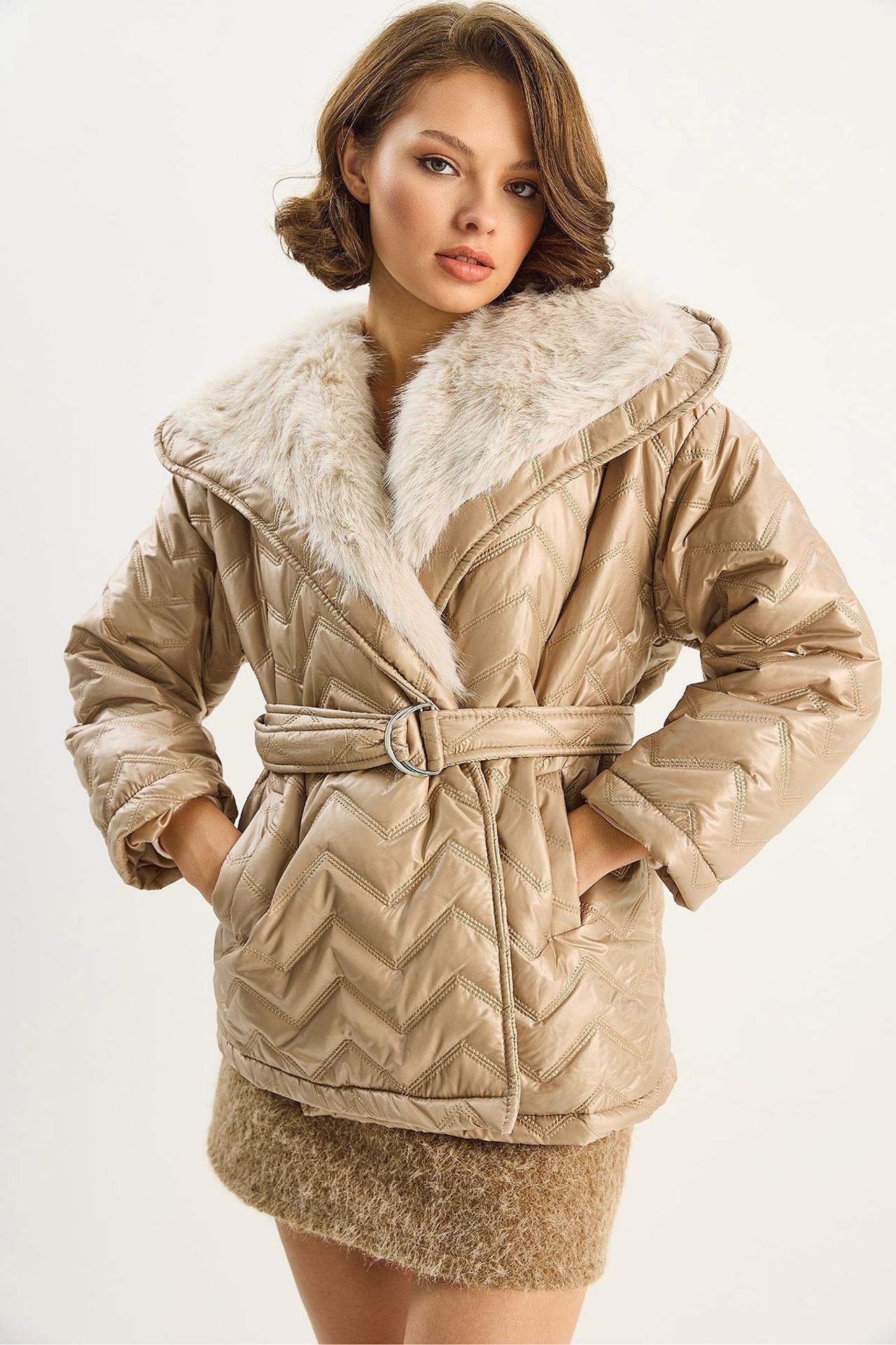 LUCCI Hooded Faux Fur Detailed Jacket
