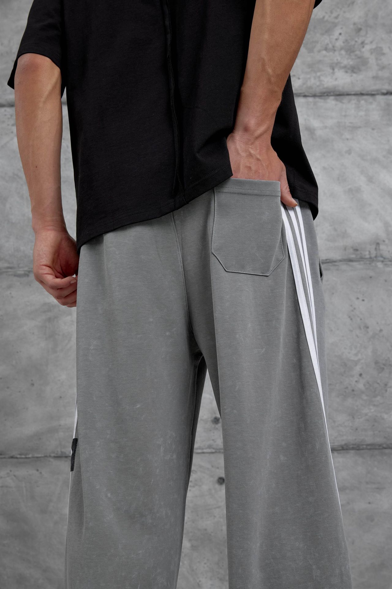 NOMARC Çizgili Geniş Paça Bağcıklı Jogger 3