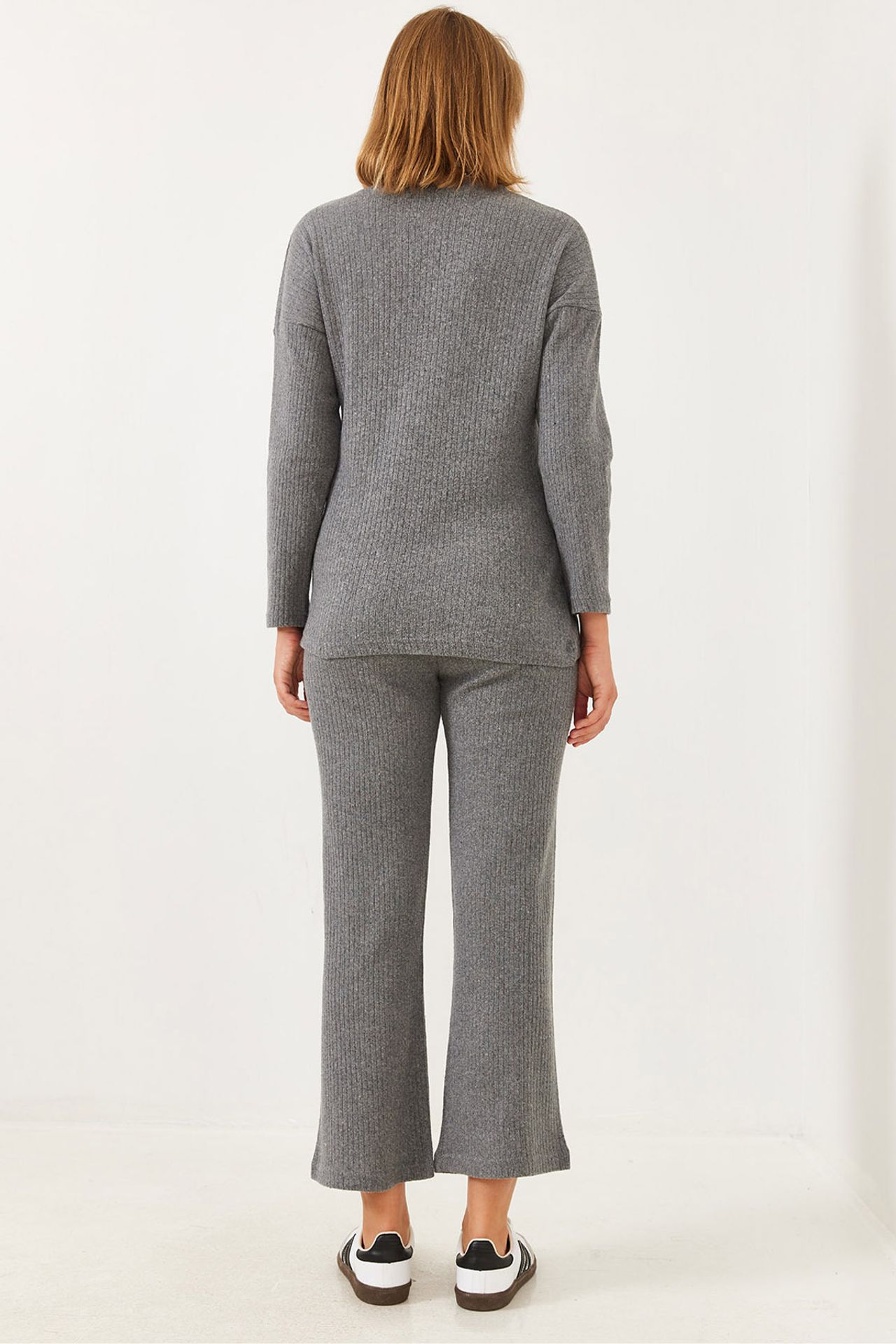 LUCCI Ribbed Textured Crew Neck Sweater and Pants Set 5