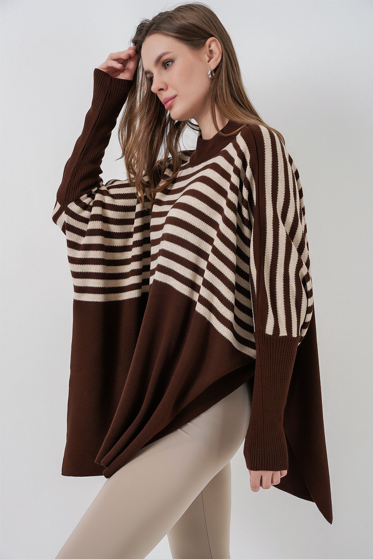 BDART Oversized Acrylic Crew Neck Jumper 3