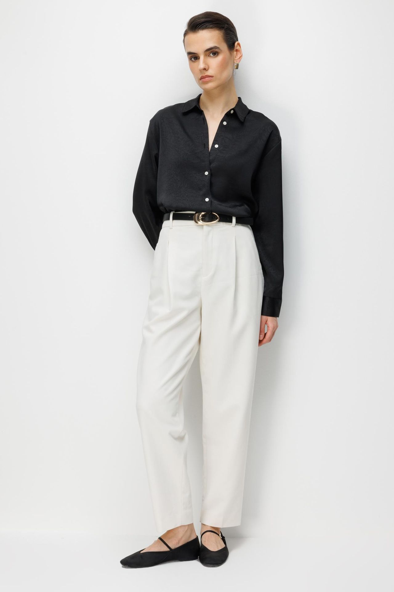 MIXRAY Regular Fit Satin Woven Button-Up Shirt 3