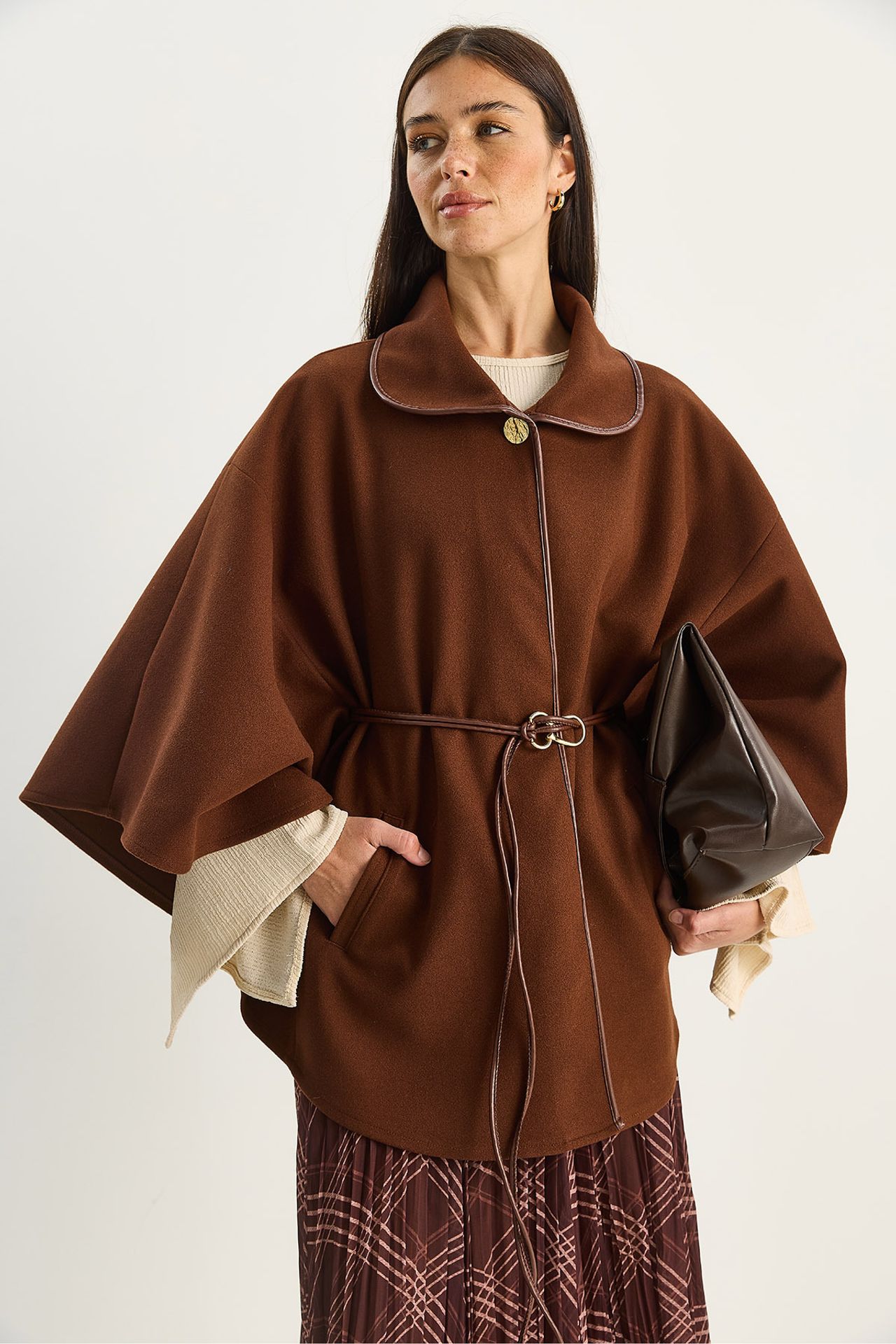 LUCCI Oversized Textured Wool Blend Overcoat with Jacket Collar 2
