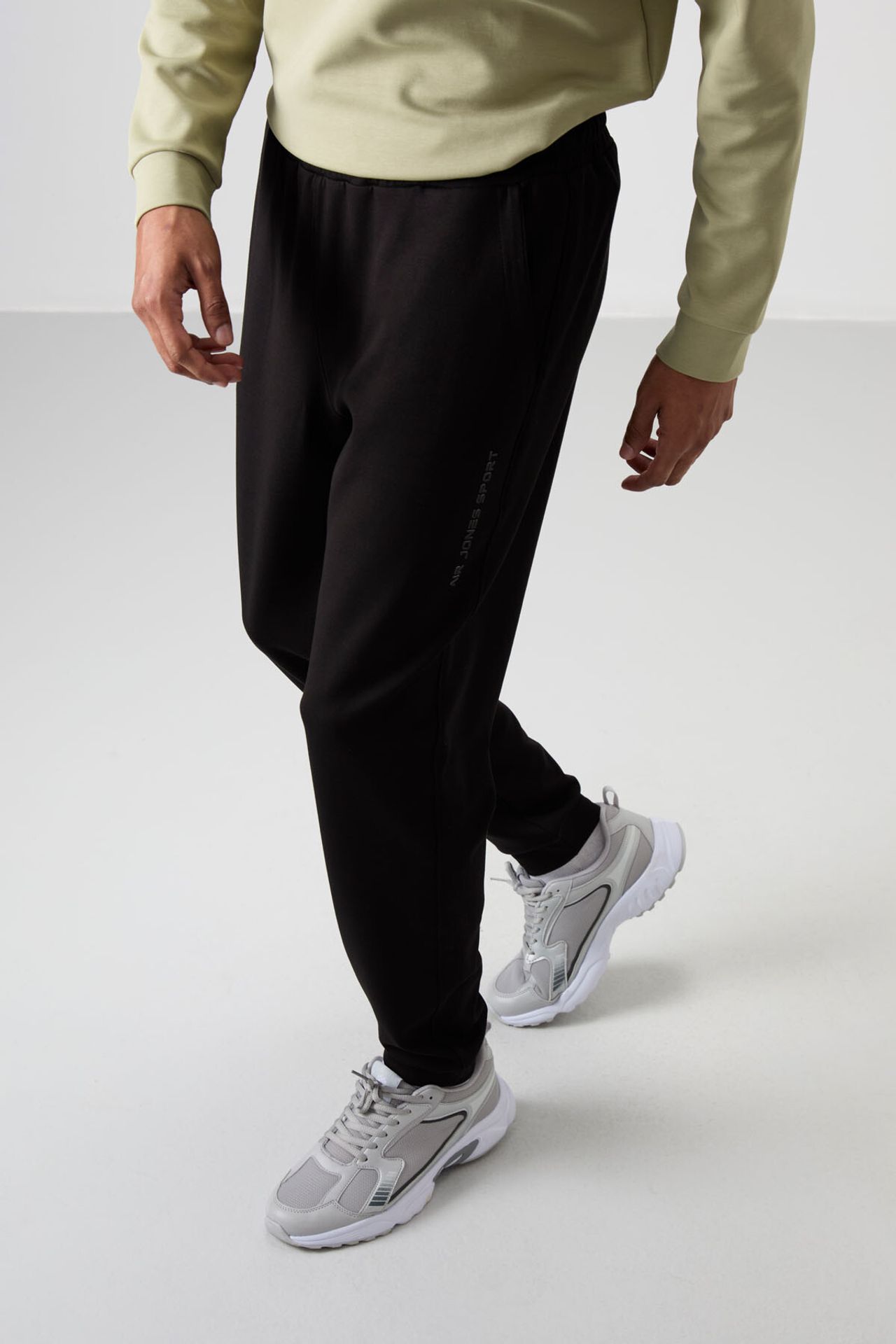 TOMMY Printed Fleece Sweatshirt And Pants Set 6