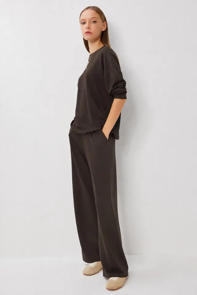 ISTANBUL Wide Leg Two-Piece Set with Crew Neck Blouse