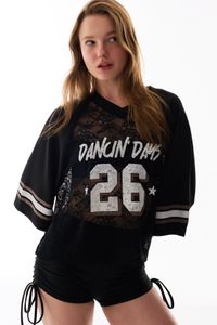 black-image-4