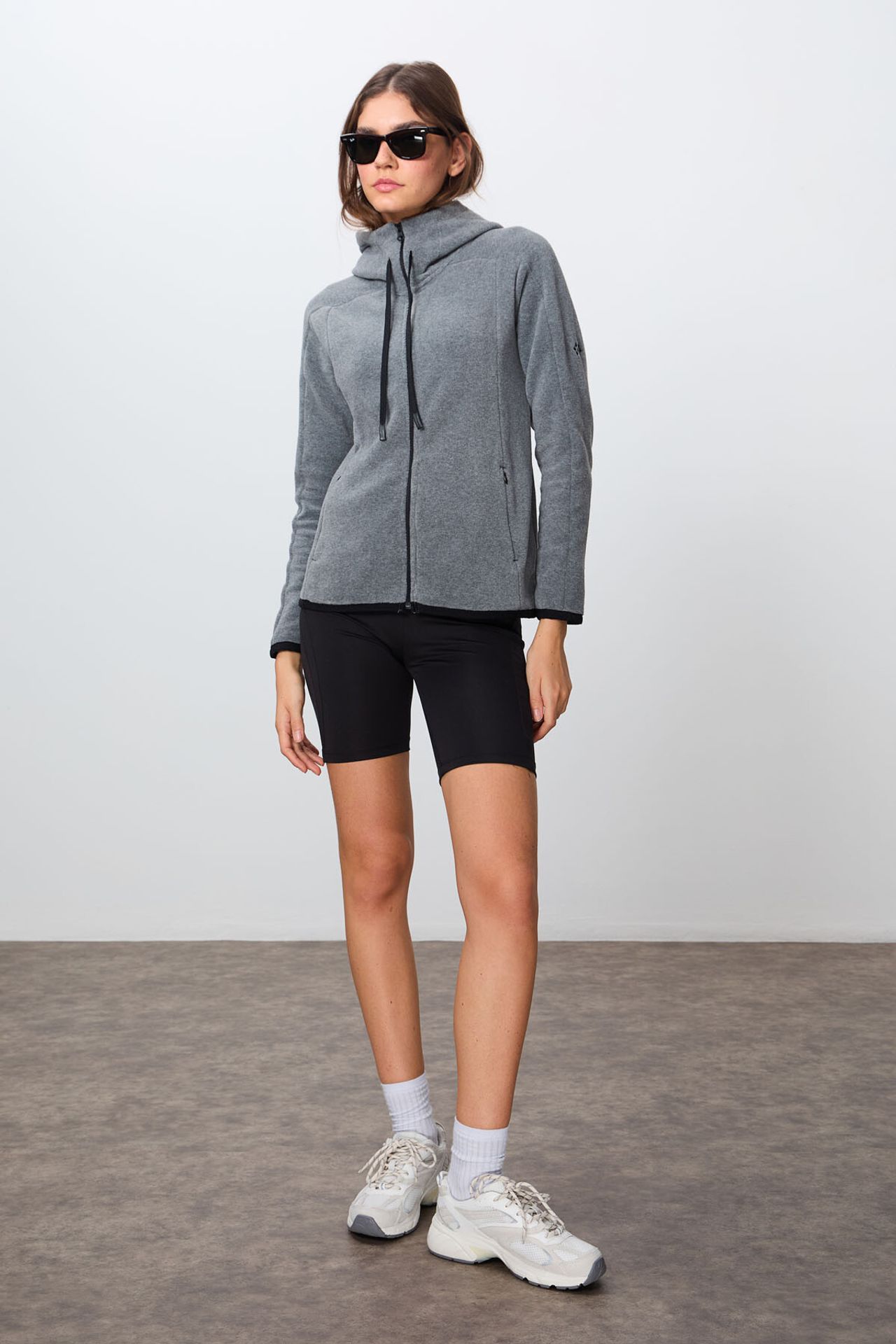 TOMMY Women's Plush Zip-up Hooded Sweatshirt 2