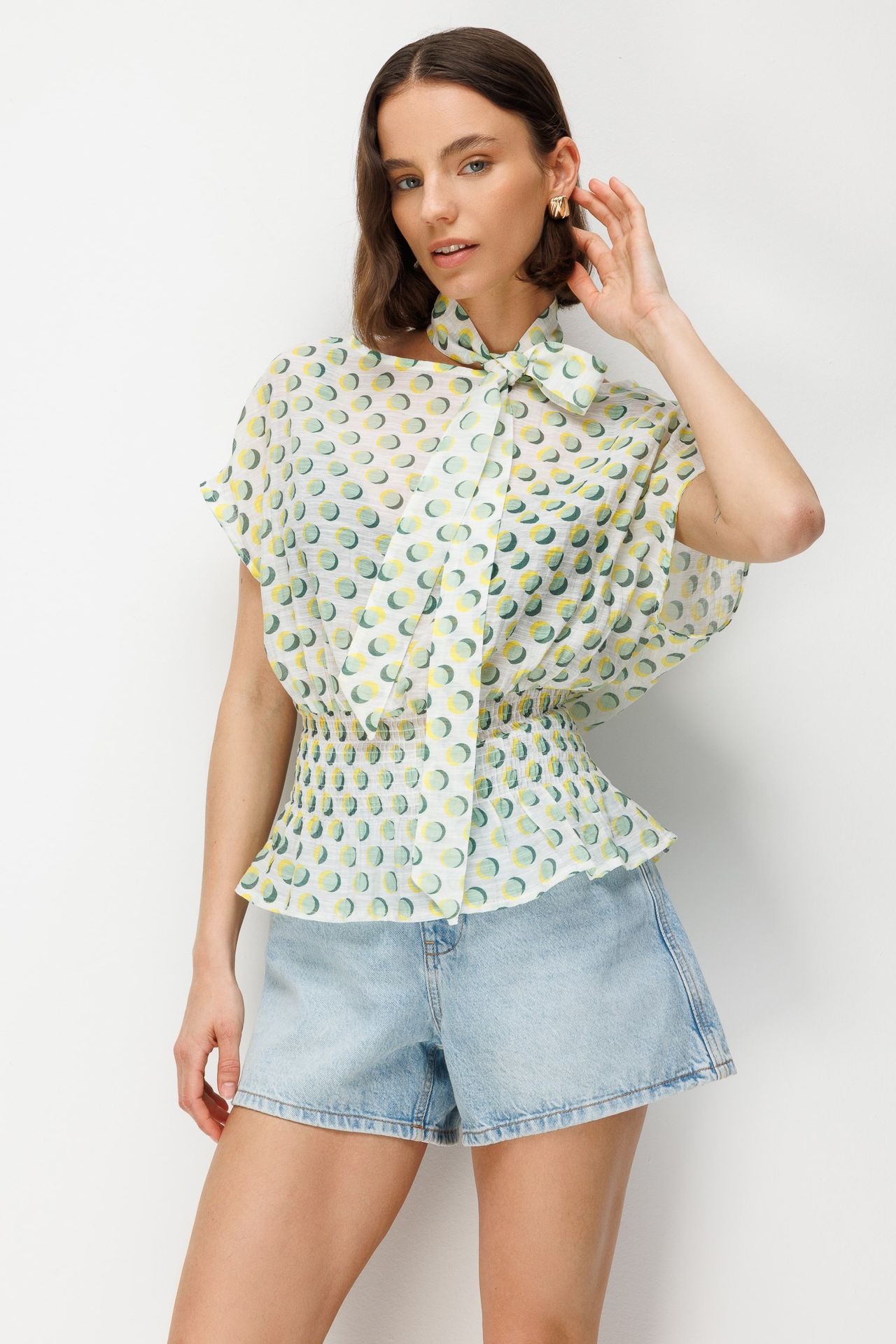 MIXRAY Choker Collar Polka Dot Blouse 4