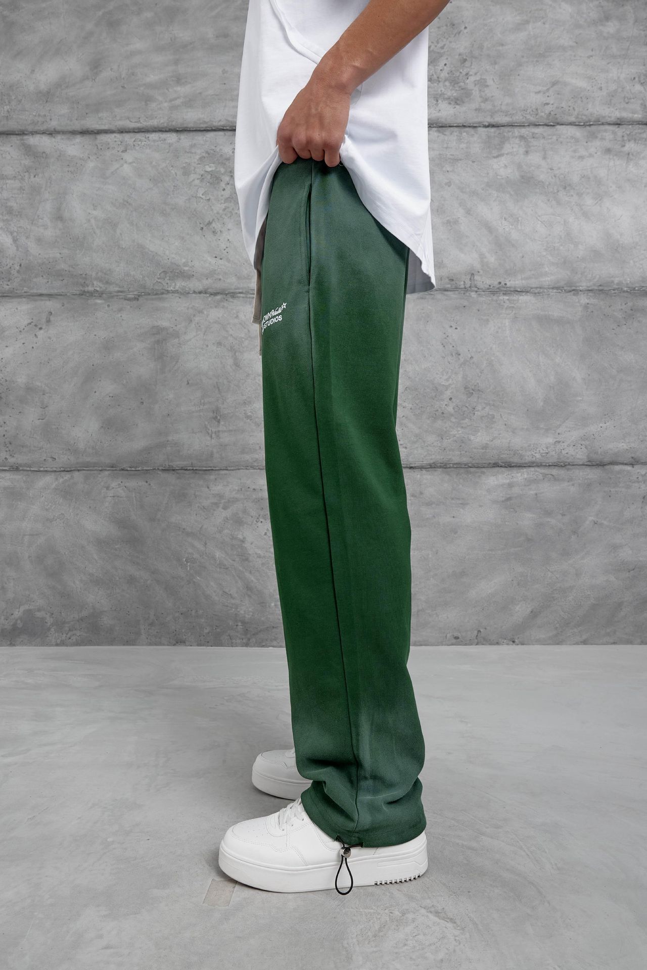 NOMARC Metin Baskılı Düz Paça Jogger Pantolon 3