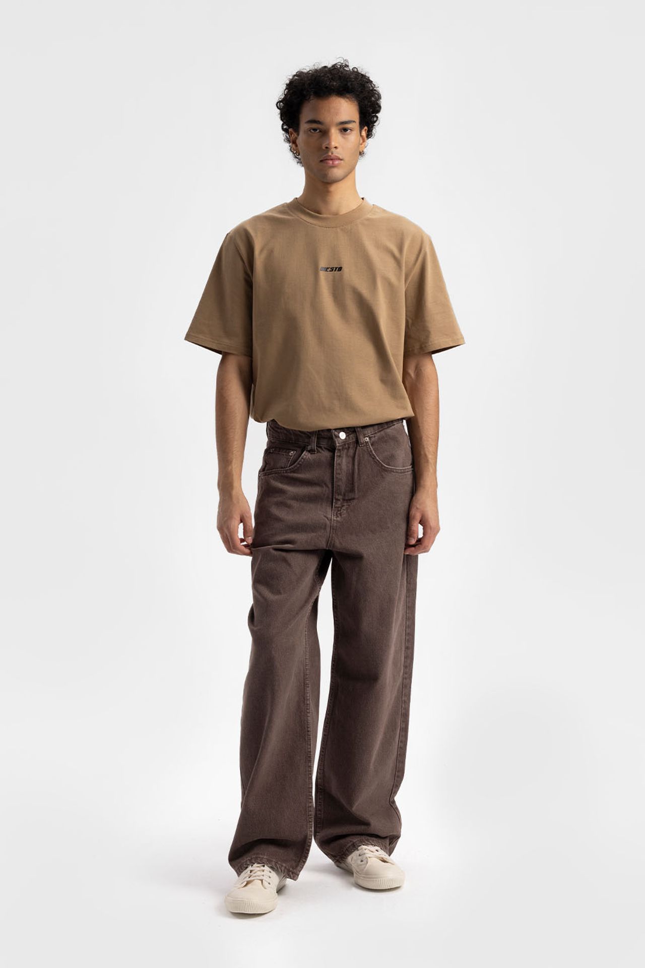 GIESTO Relaxed Fit Logo Print Crew Neck T-Shirt 1