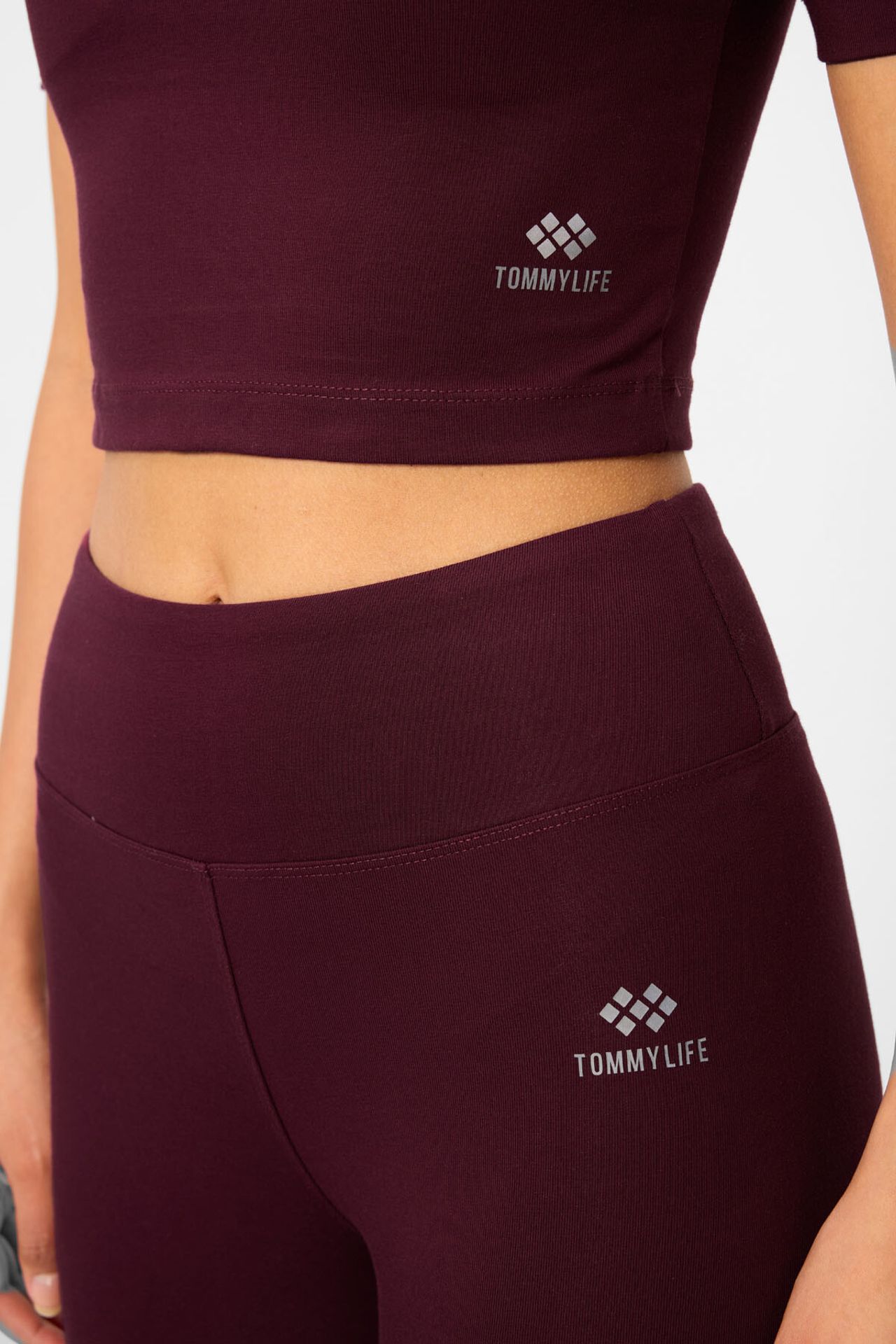 TOMMY Cotton Elastane Capri T-Shirt and Leggings Set 3