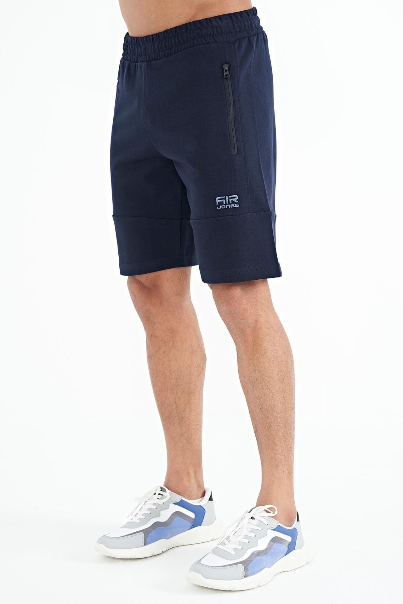 TOMMY Men's Solid Knit Sweat Shorts 3