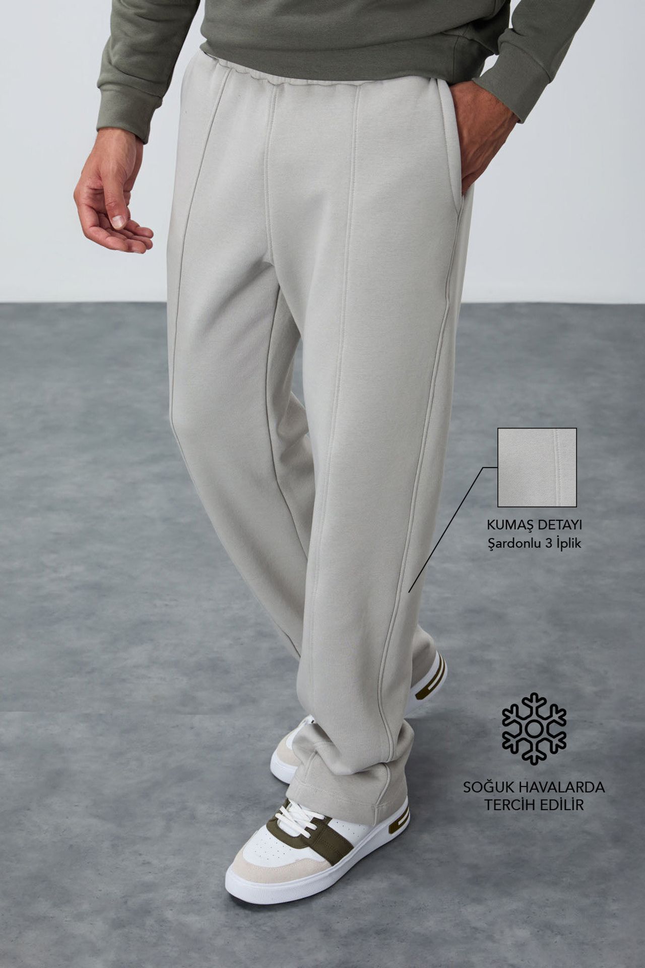 TOMMY Men's Regular Fit Fleece Sweatpants 1