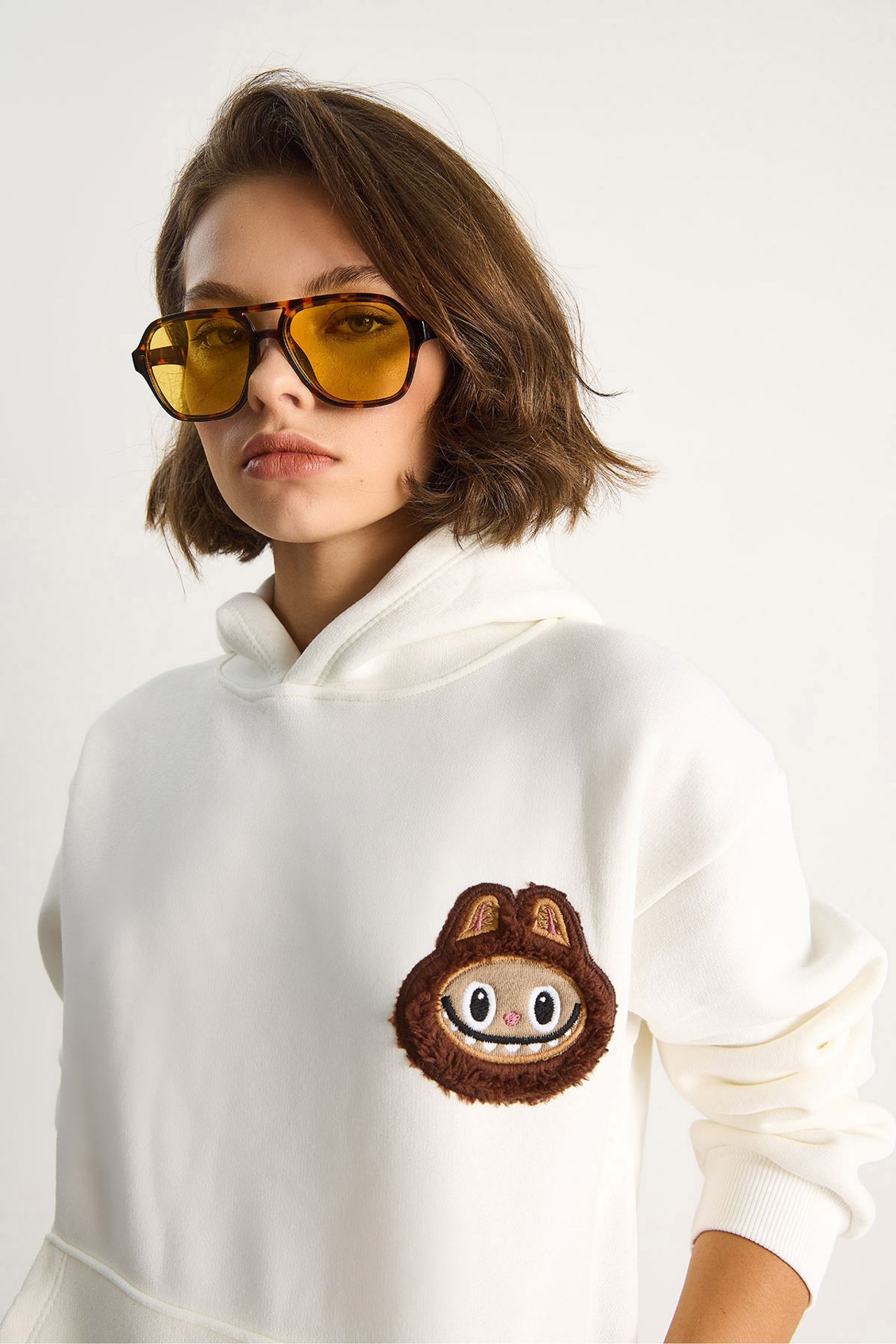 LUCCI Hooded Embroidered Sweatshirt 3