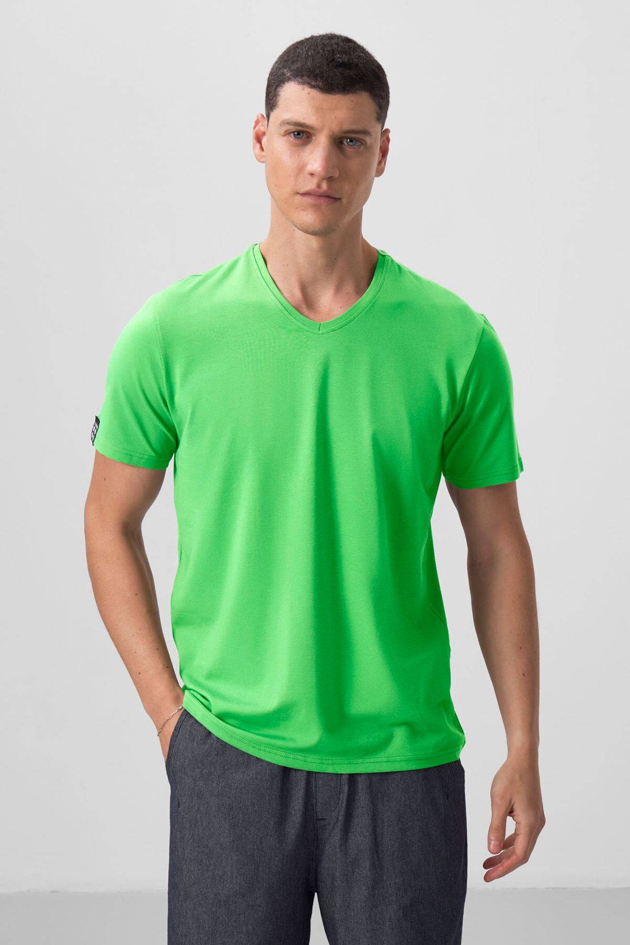 TOMMY Men's V-Neck Short Sleeve T-Shirt 2